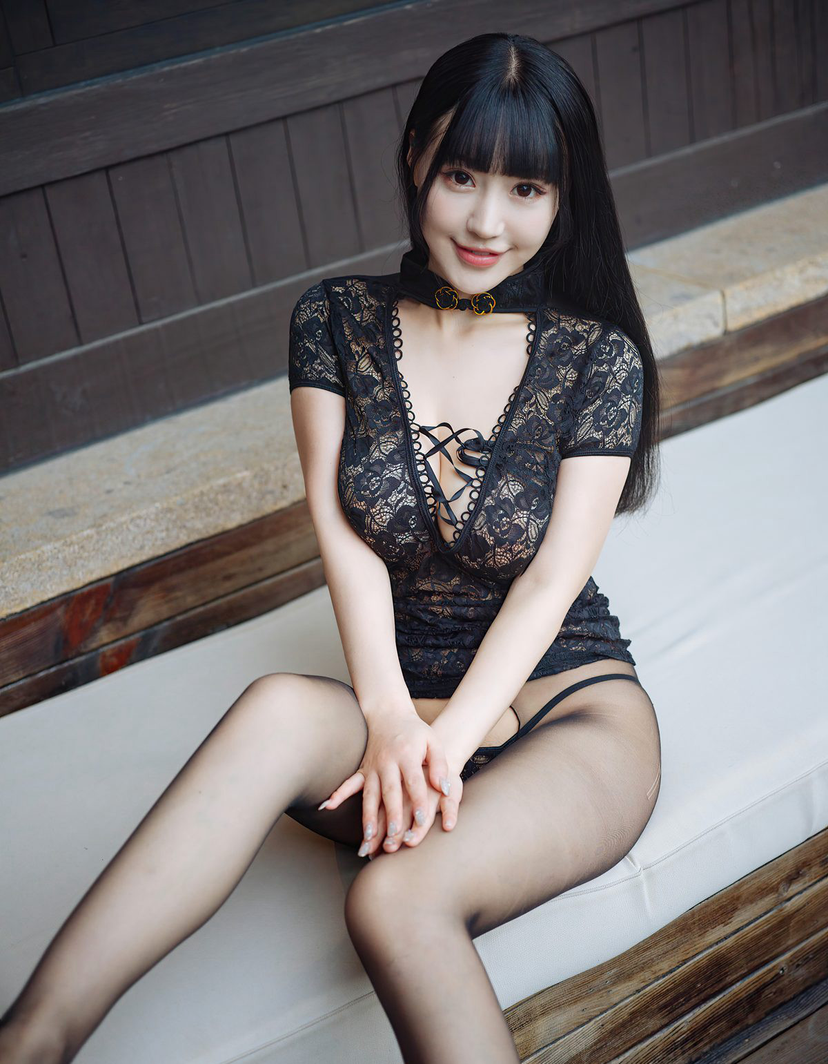 朱可儿Flower2021黑丝诱惑裸胸性感情趣内衣高跟美腿