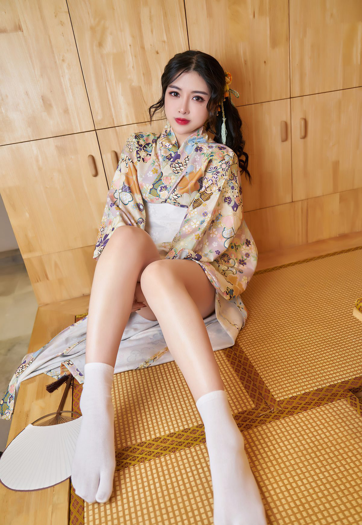 韩静安性感和服极品白嫩美腿诱图惑写真高清