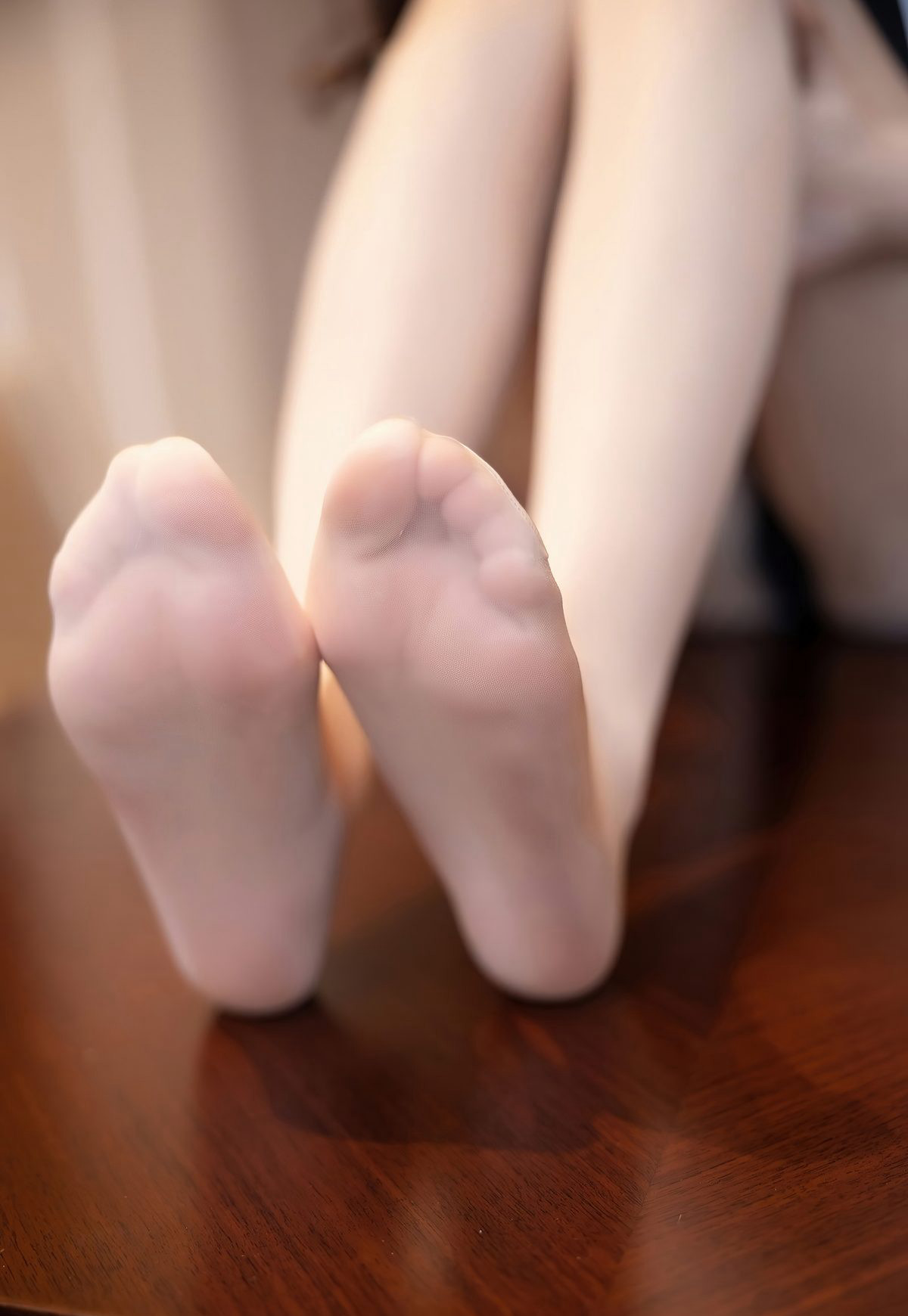 杨晨晨sugar极品翘臀丁字裤诱惑肉丝袜长腿高跟最新图集