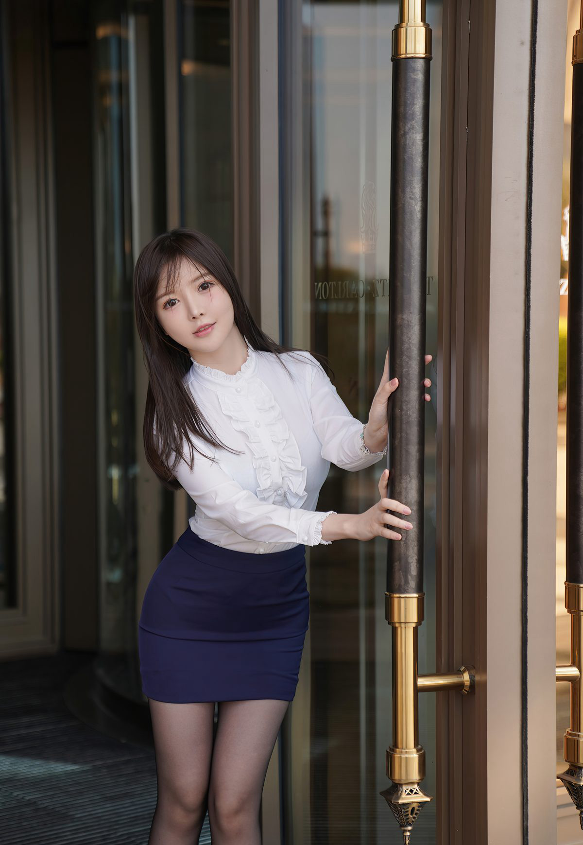 糯美子剧情系列性感白领秘书黑丝高跟裸胸美女2021