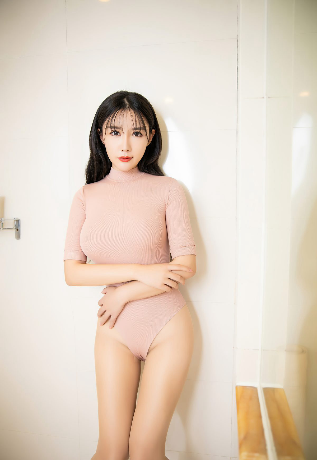 陈梦babe黑色丝袜极品丝袜无内高跟美腿风骚姿势