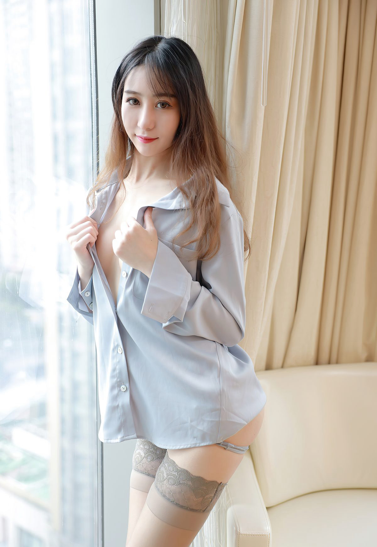 极品超薄灰丝性感蕾丝情趣内衣风骚高跟高翘臀姿势