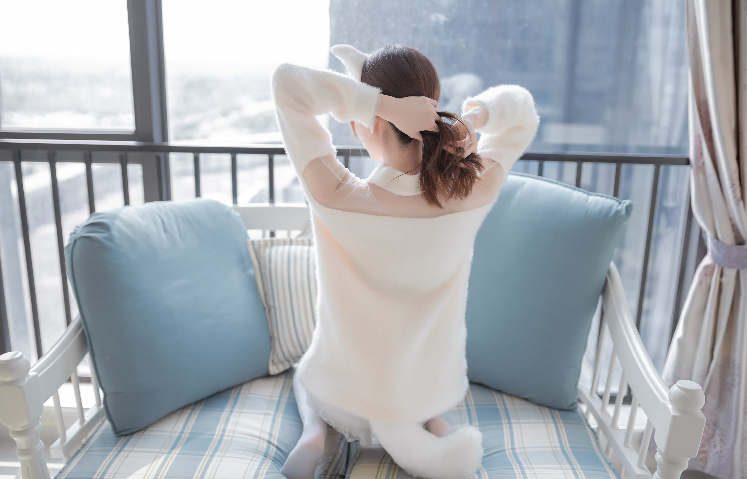 绮太郎白丝美腿大尺度美腿高清cosplay超污图