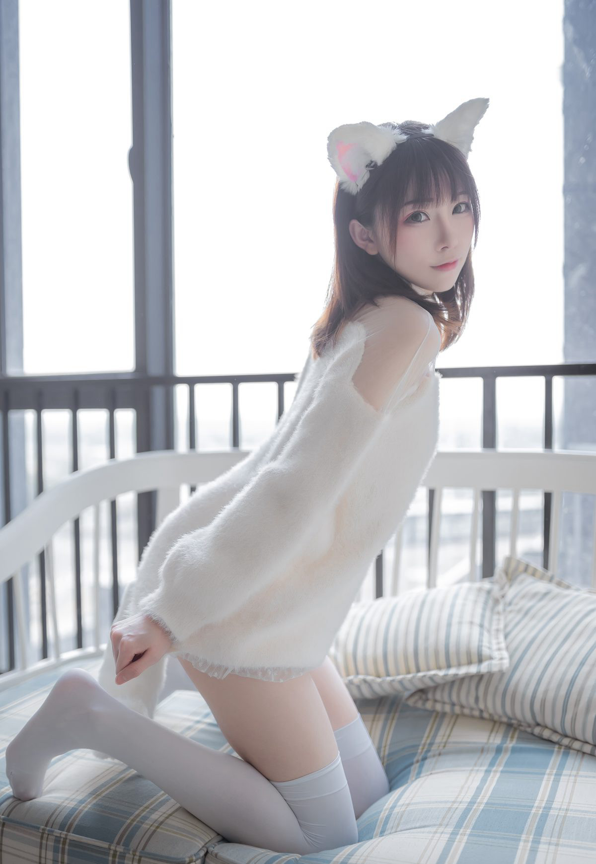 绮太郎白丝美腿大尺度美腿高清cosplay超污图