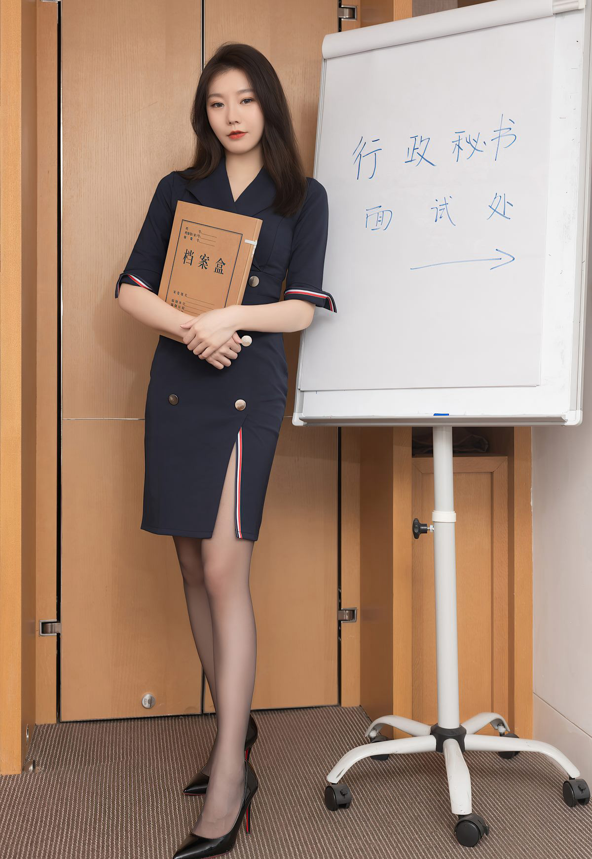 风骚美少妇安然Maleah诱惑性感秘书风骚黑丝袜制服