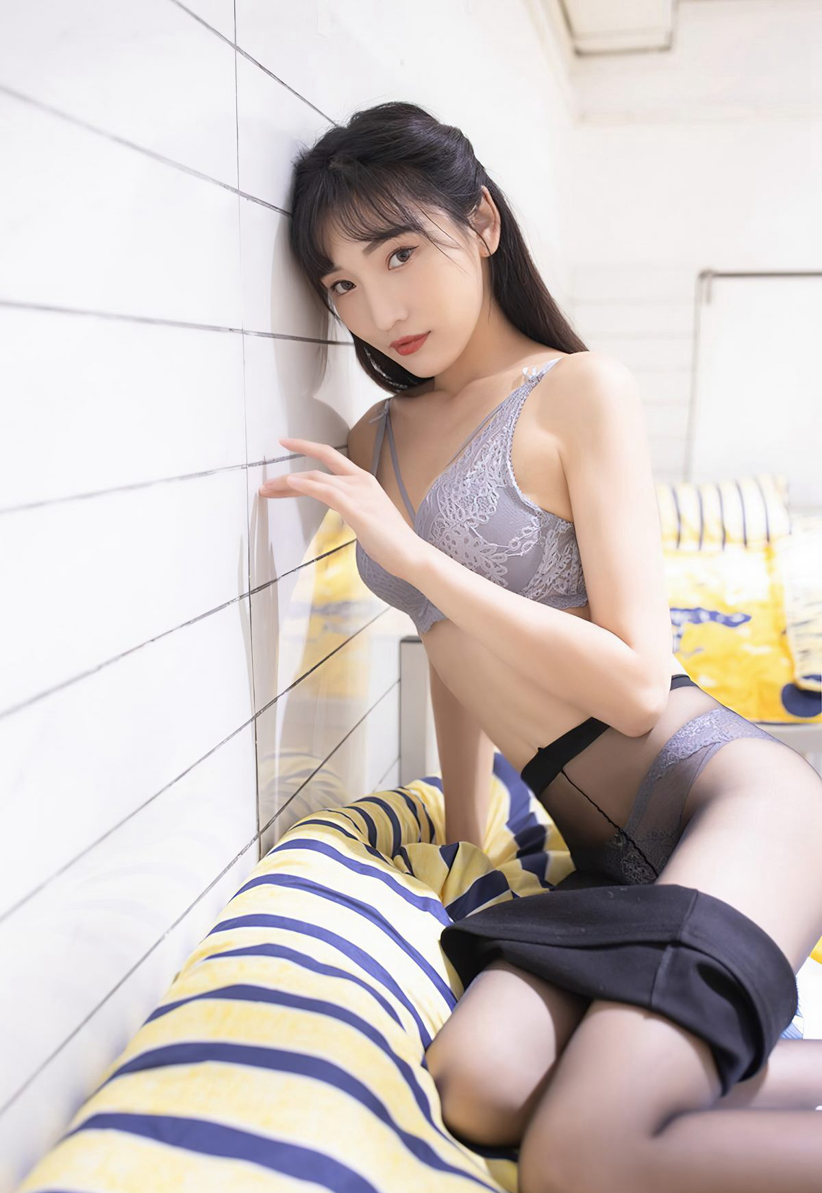 陆萱萱极品黑丝性感空姐制服诱惑高跟美腿玉足高清图