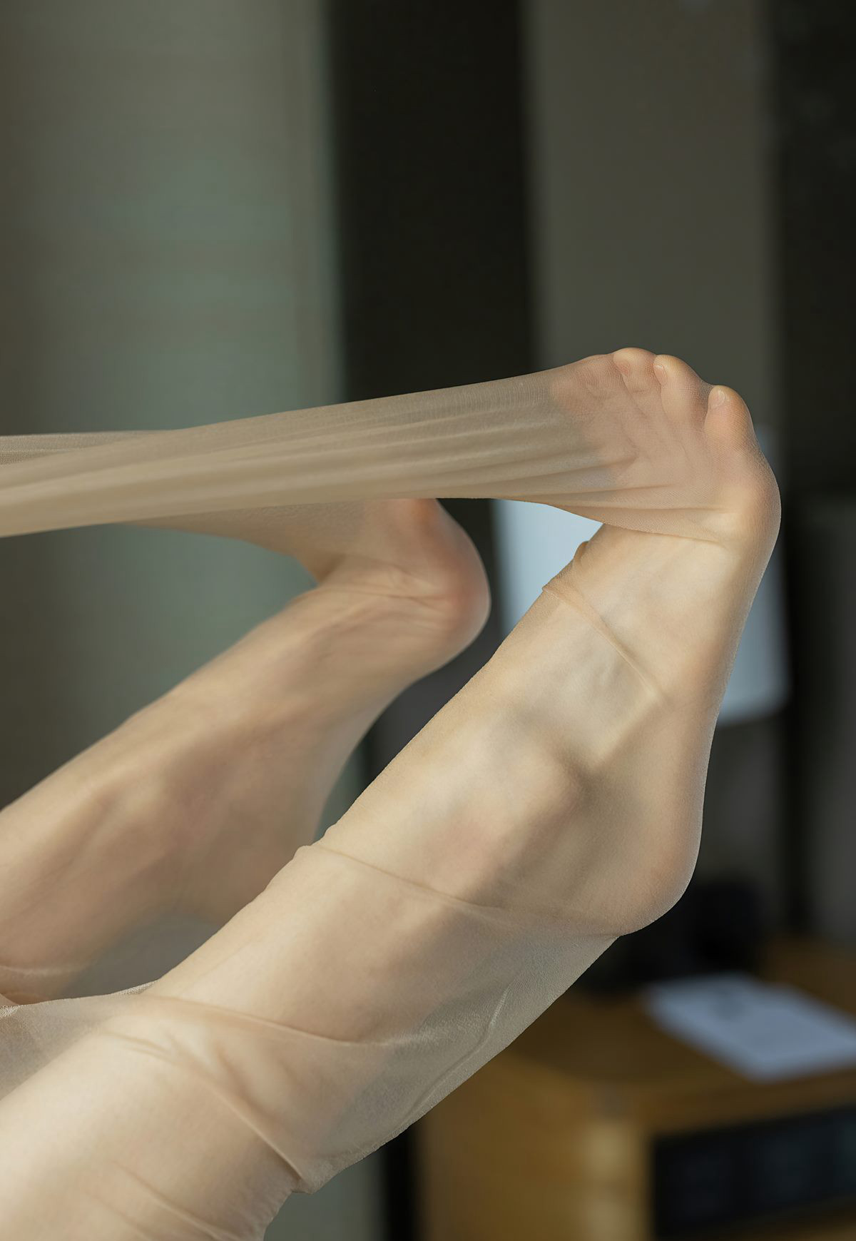 爱蜜社性感热裤小狐狸诱惑肉丝袜高清玉足极品美腿高跟