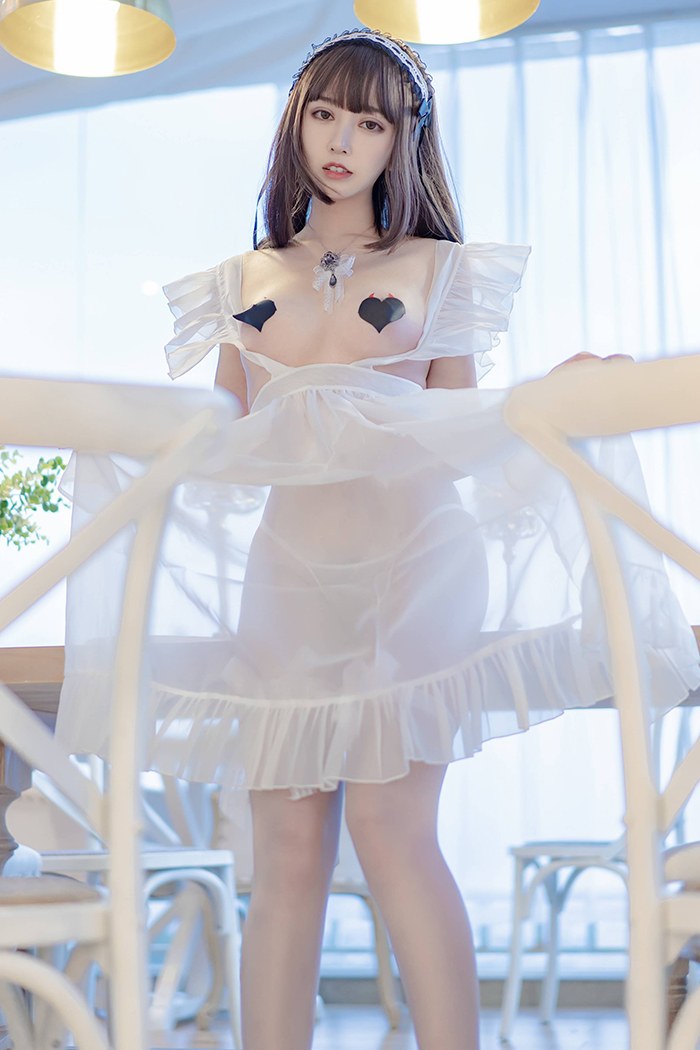 嫩汁少女米线线美乳双贴唯美性感