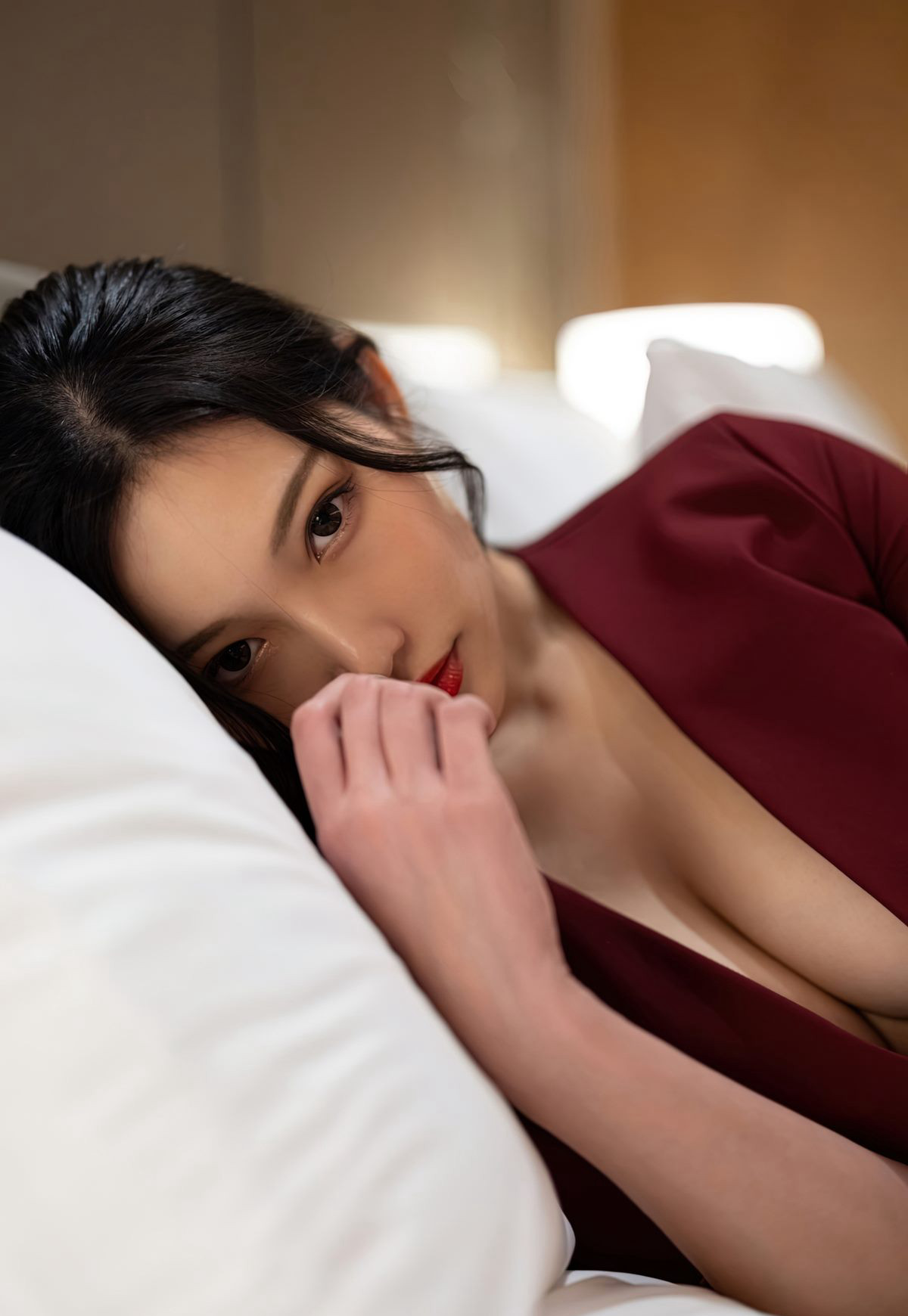 爱蜜社小狐狸超薄黑丝完美美腿性感秘书酒店脱丝袜人图艺术