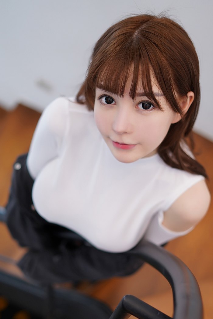 夹心小迷妹UU酱丝滑巨乳弹指可破