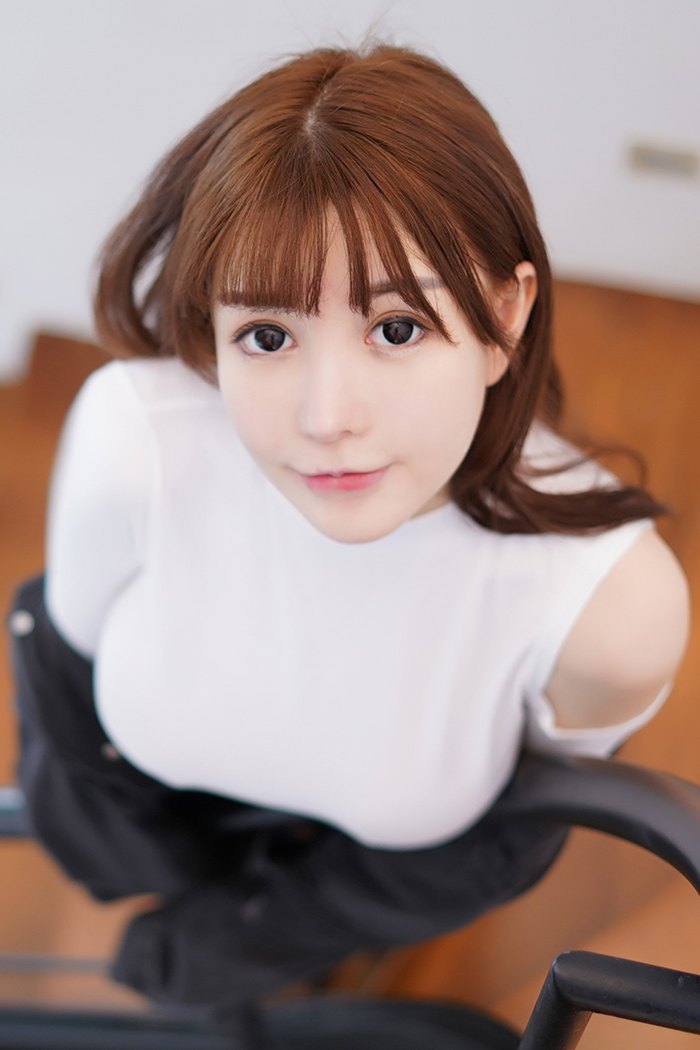 夹心小迷妹UU酱丝滑巨乳弹指可破