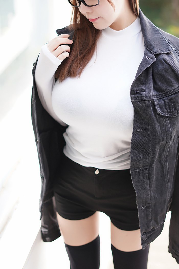 夹心小迷妹UU酱丝滑巨乳弹指可破