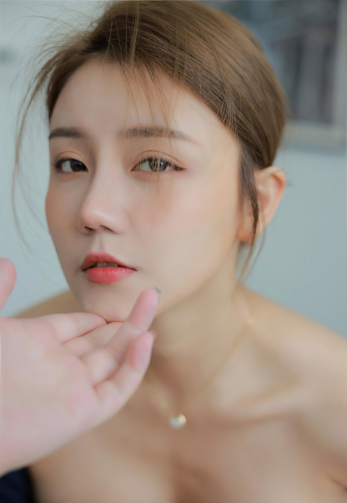 完美高颜值空姐黑丝美少妇白嫩大胸风骚美腿玉足细节大图