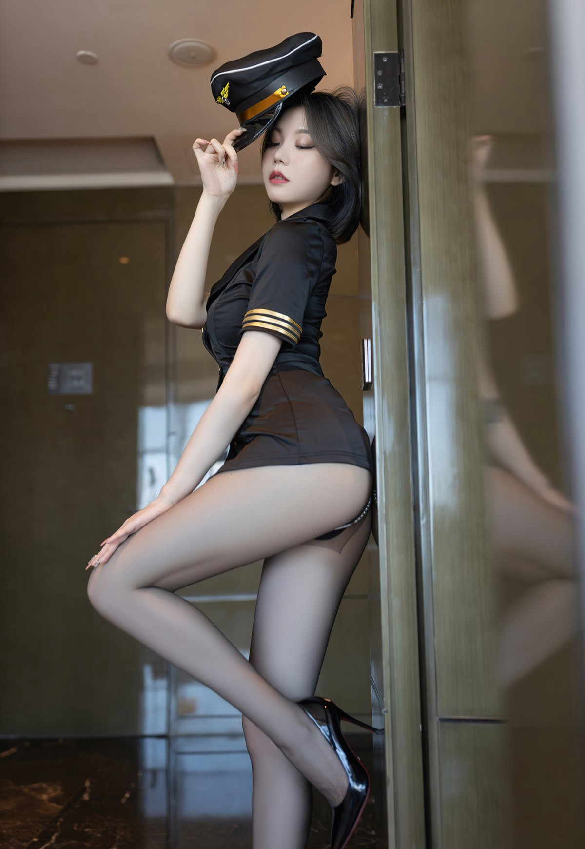 安然Maleah性感黑丝无内极致风骚美腿高跟高清2022最新套图