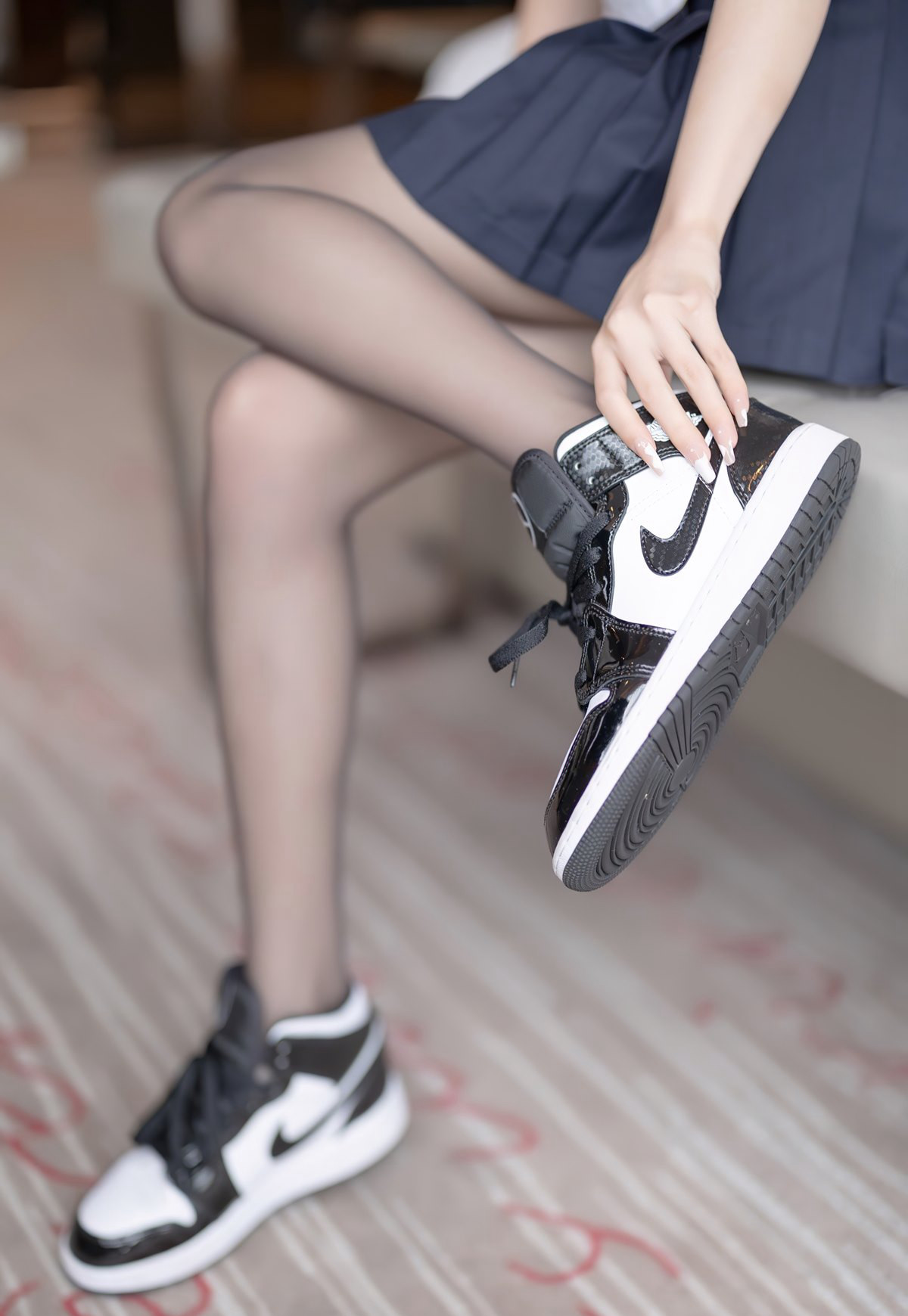 林星阑黑丝足控诱惑开档黑丝袜性感学生装极品玉足美腿