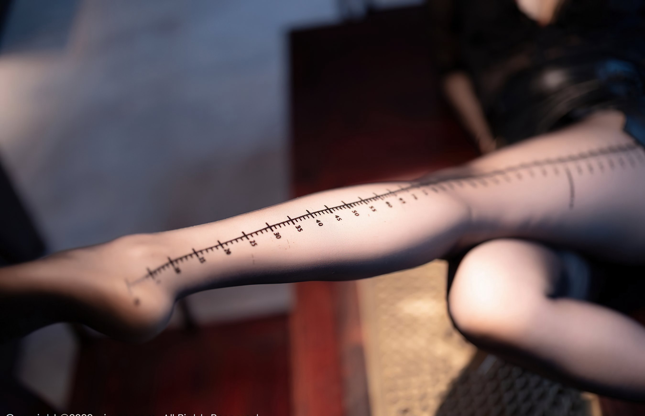 芝芝性感黑丝无内超薄诱惑丝袜美腿性感透明情趣内衣