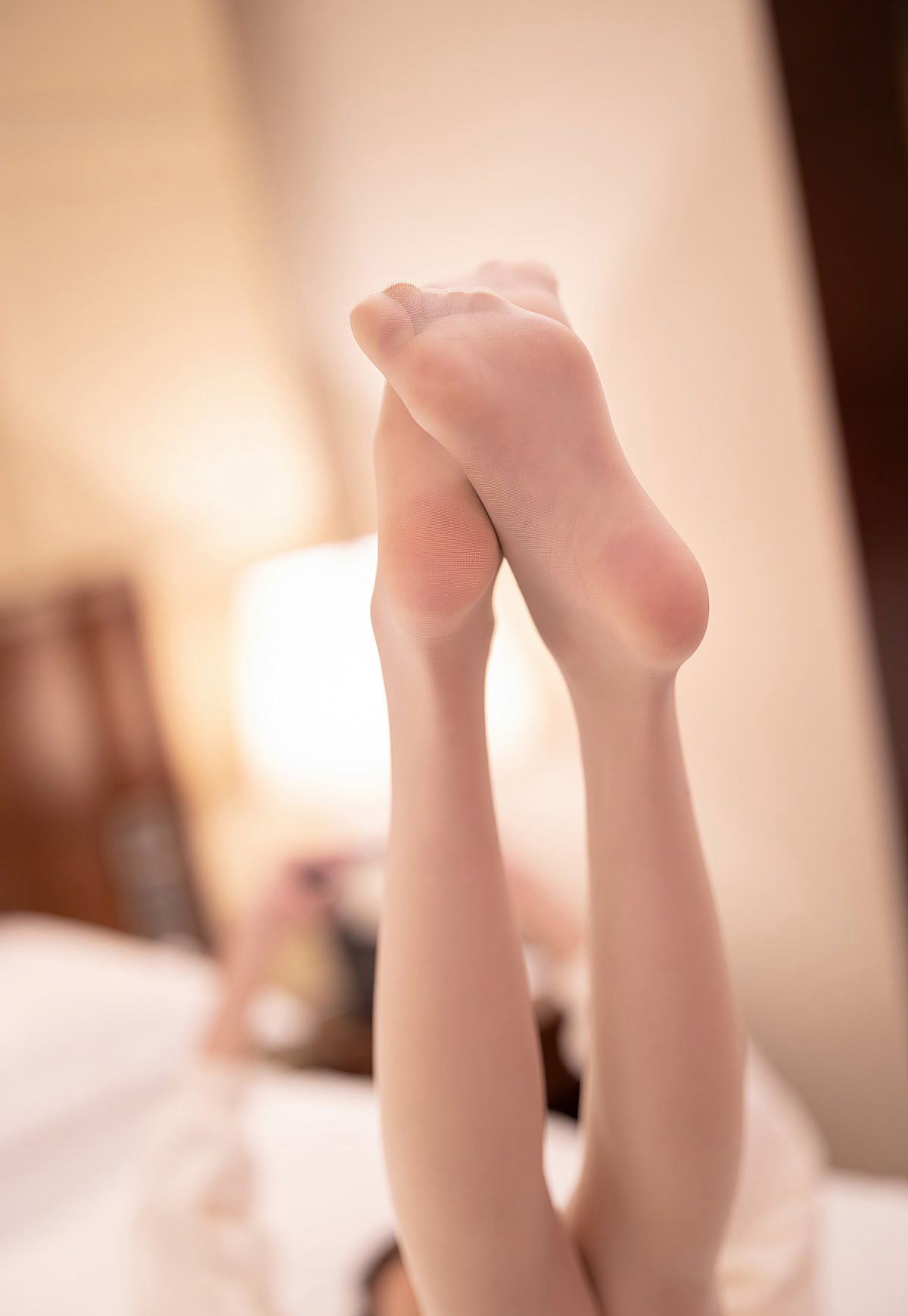 性感肉丝无内极品长腿高清美腿玉足舞蹈系美女高清套图