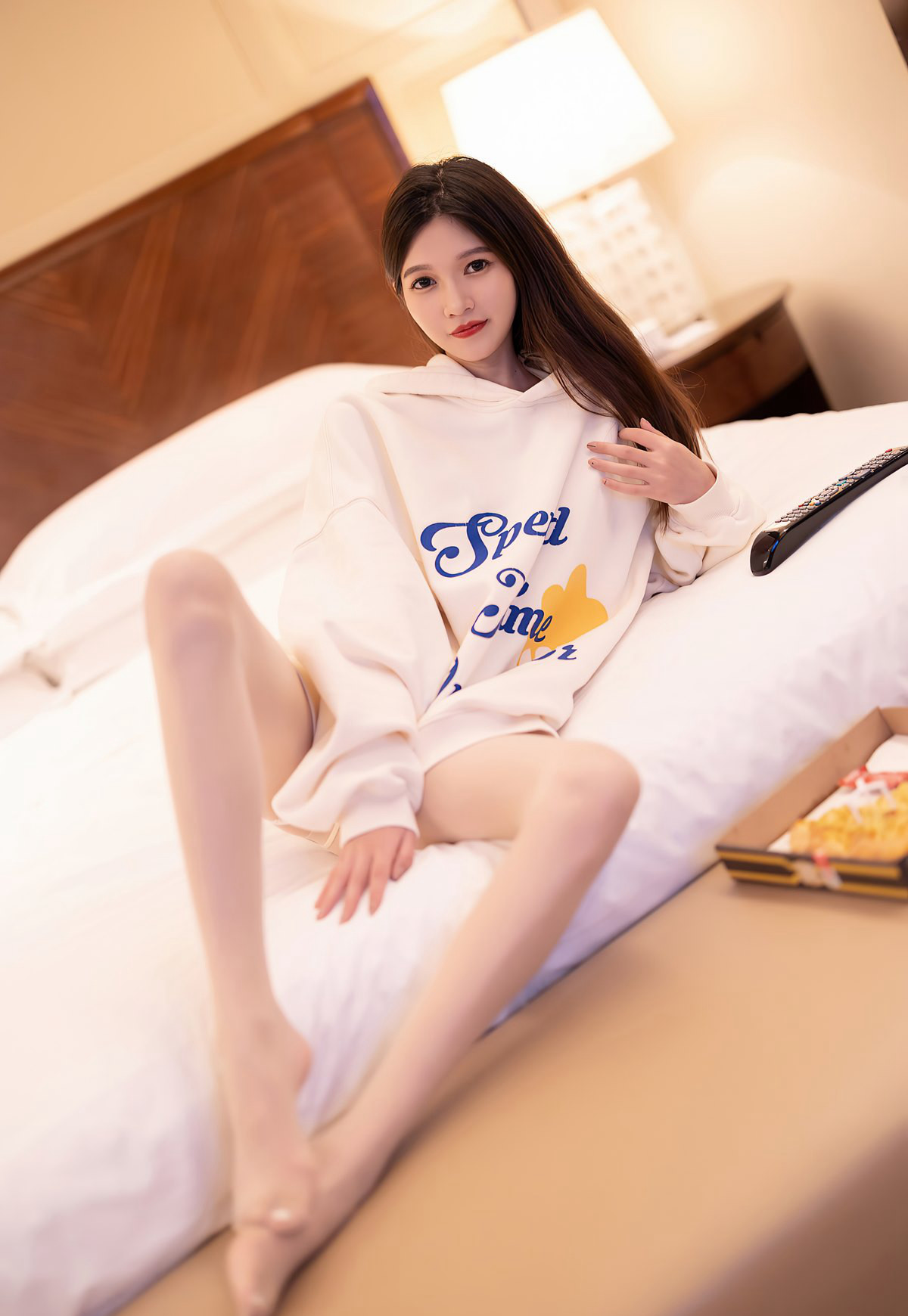 性感肉丝无内极品长腿高清美腿玉足舞蹈系美女高清套图