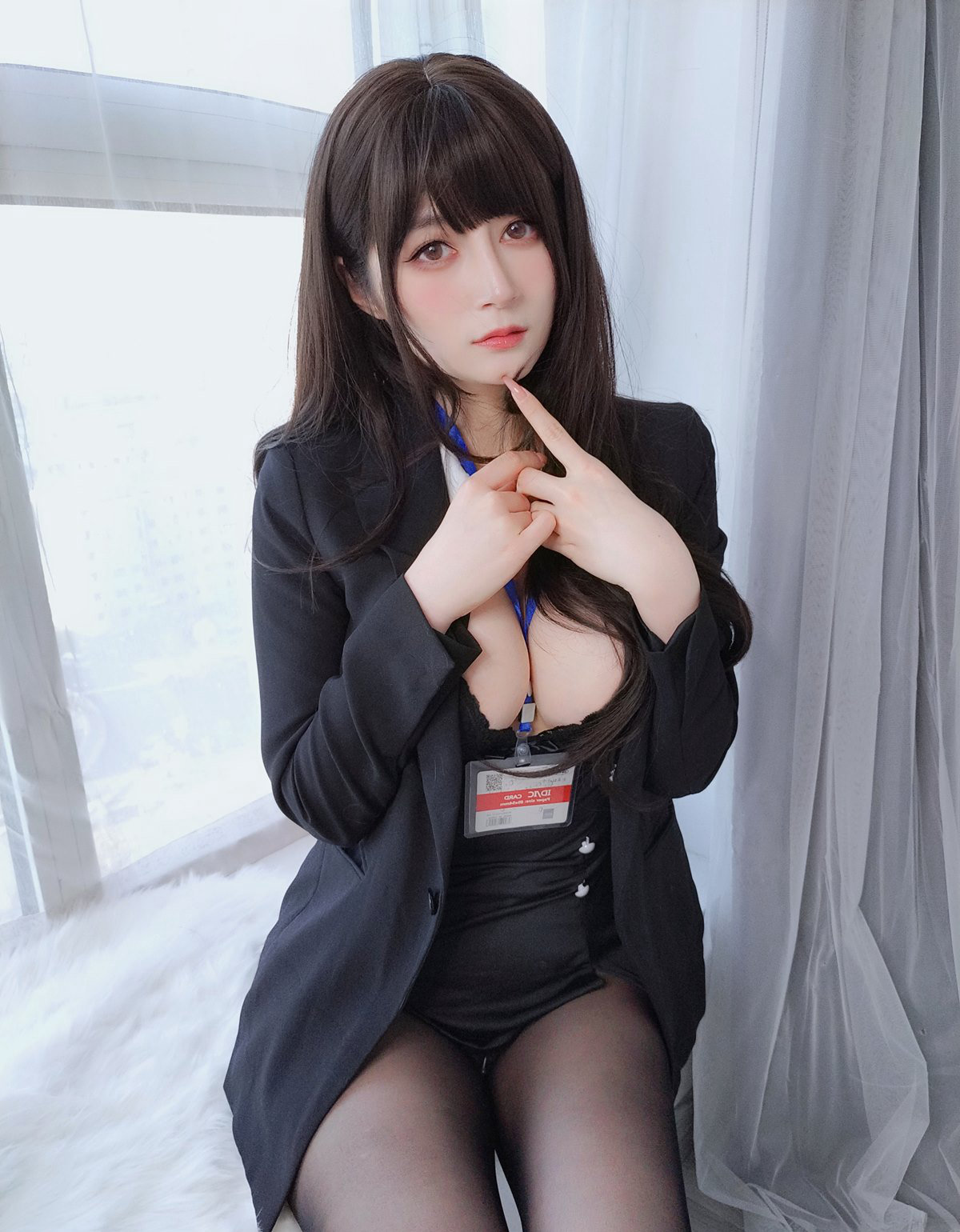 白银81性感JK丰满大胸超污大尺度风骚黑丝袜无内套图写真