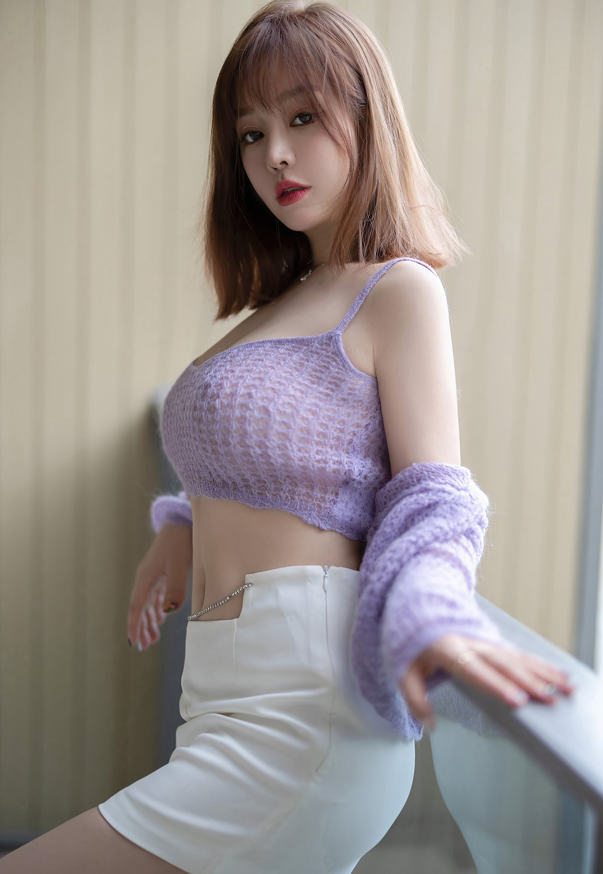 尤蜜荟性感丁字裤高翘臀美女王雨纯诱惑风骚大乳裸胸