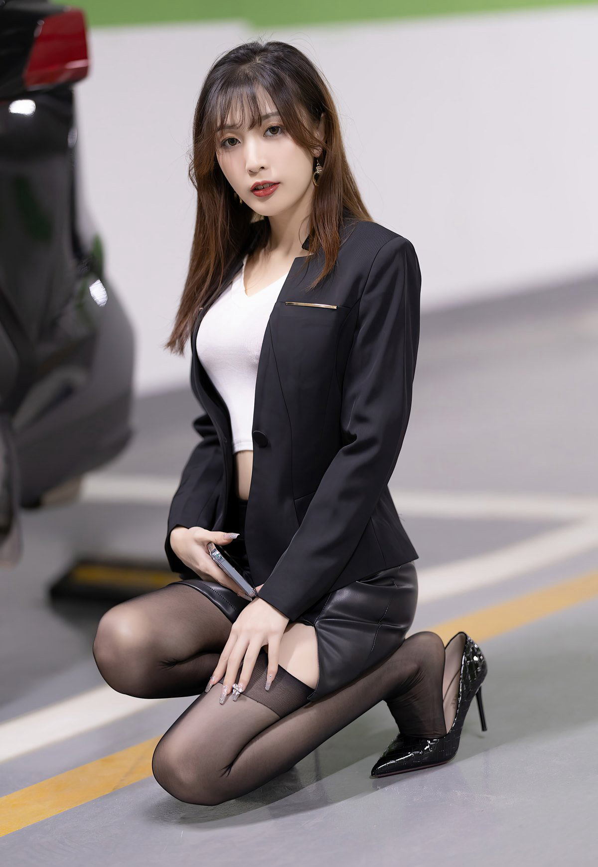 性感制服风诱骚秘书林星阑白嫩皮肤性感内衣黑丝美腿诱惑