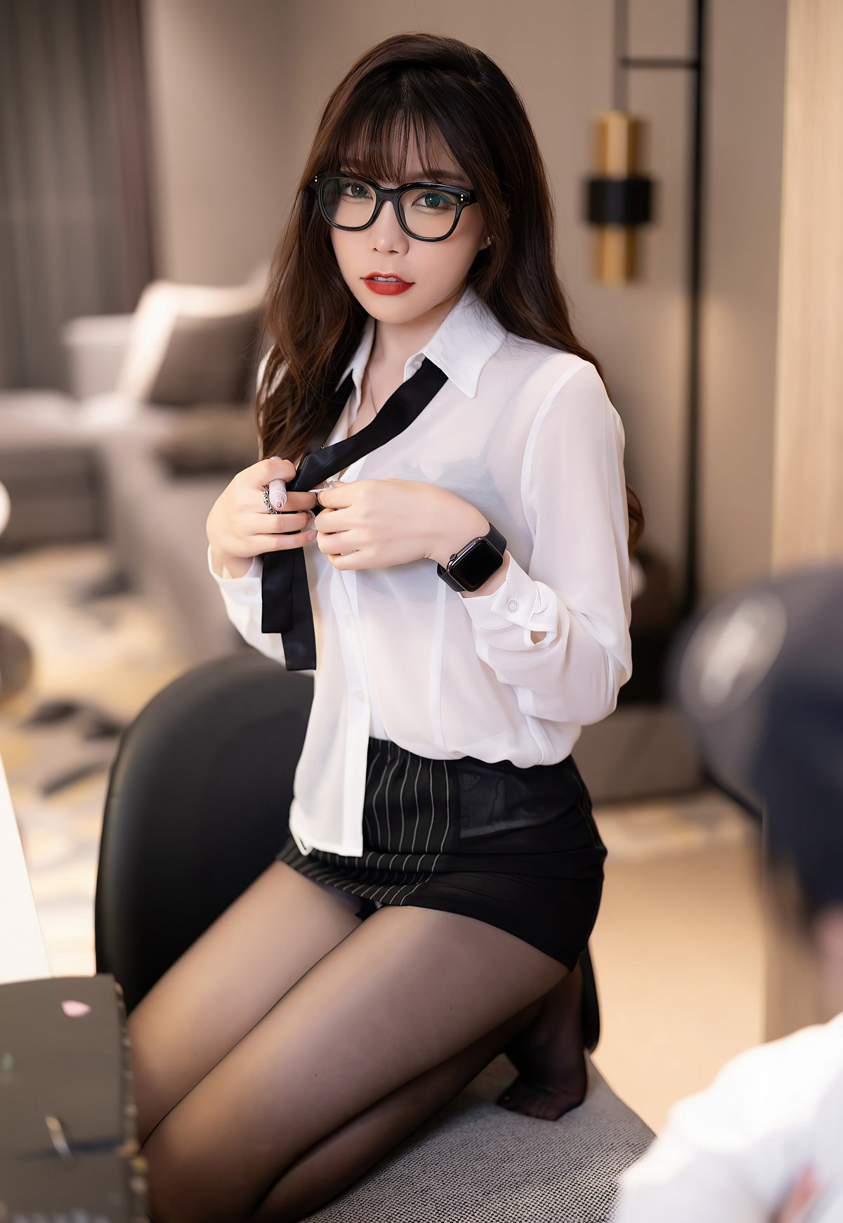 芝芝浴室湿身诱惑黑丝无内风骚美腿玉足丝袜美臀性感丁字裤