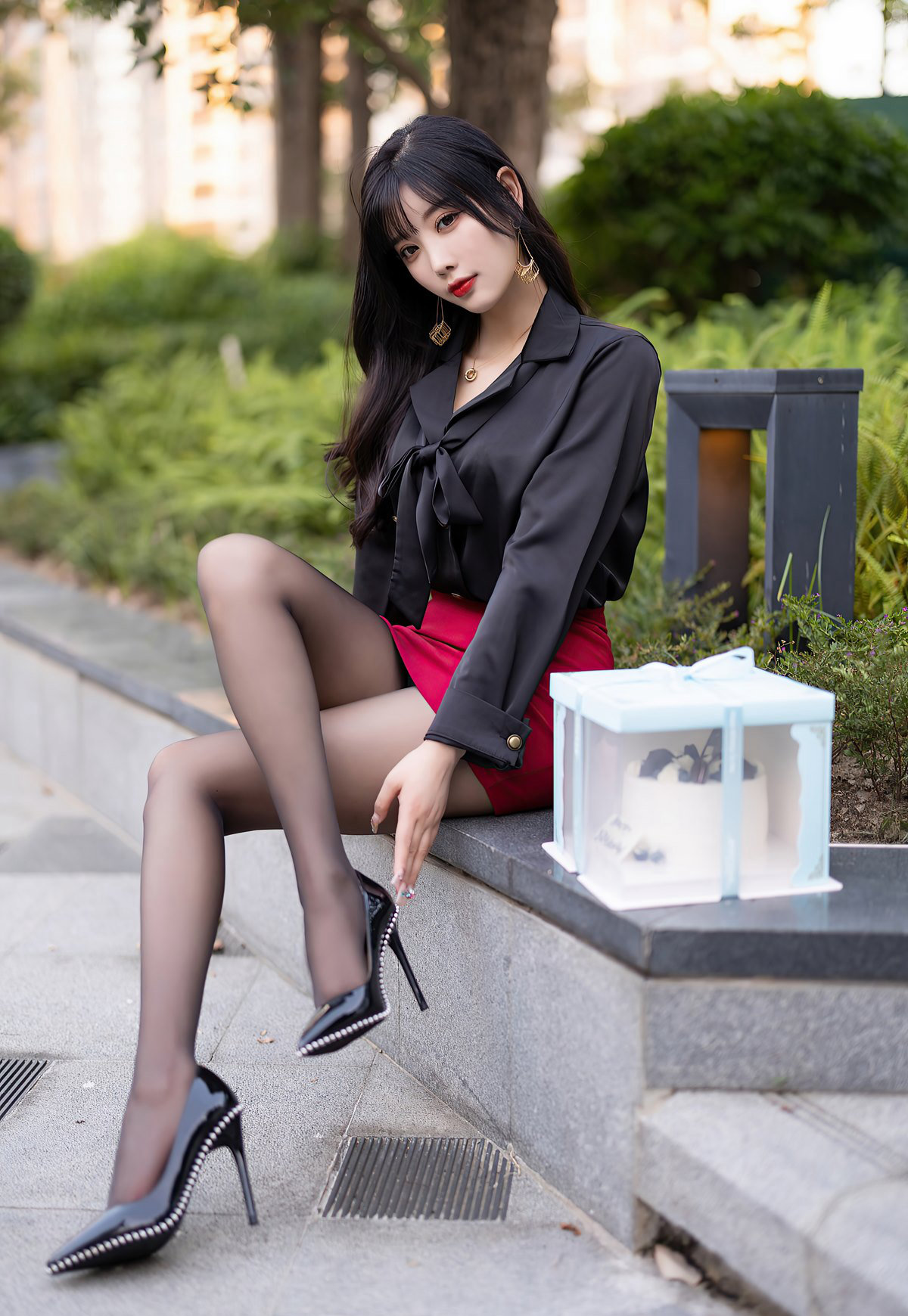 杨晨晨高级酒店过生日性感翘臀美女图片美乳裸身美女