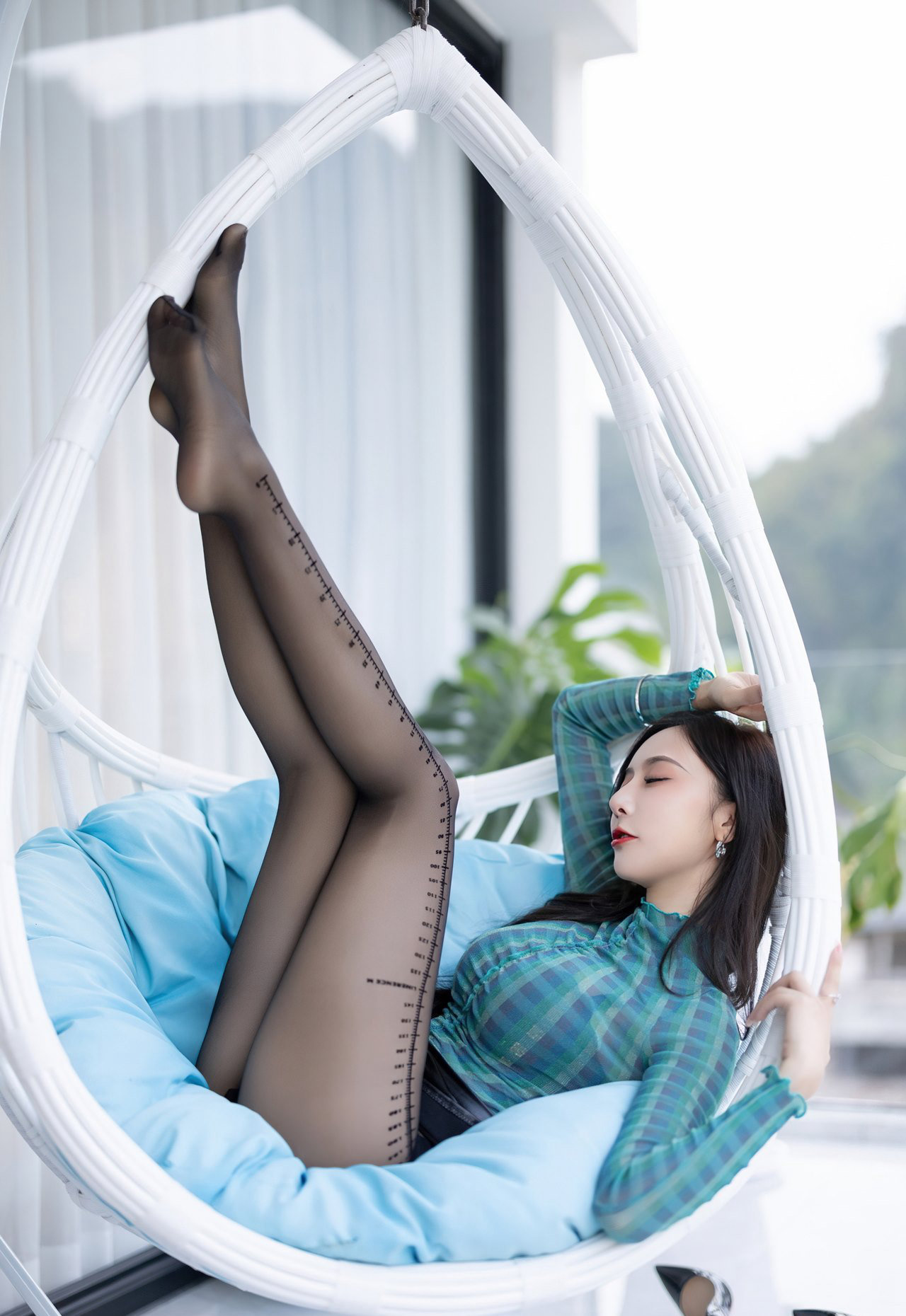 性感丝足比基尼性感美女极品美胸白嫩MM131高清黑丝美腿