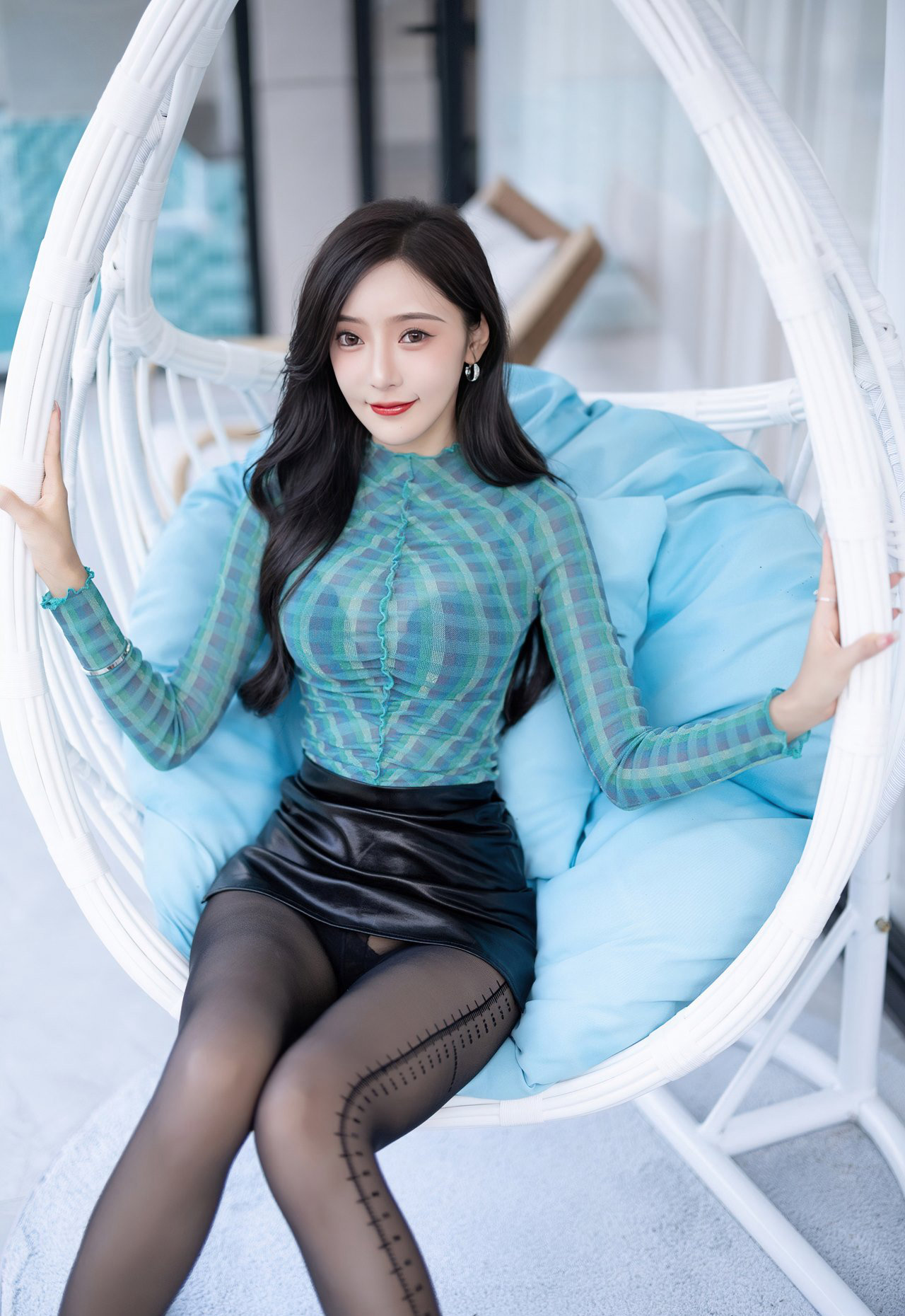 性感丝足比基尼性感美女极品美胸白嫩MM131高清黑丝美腿