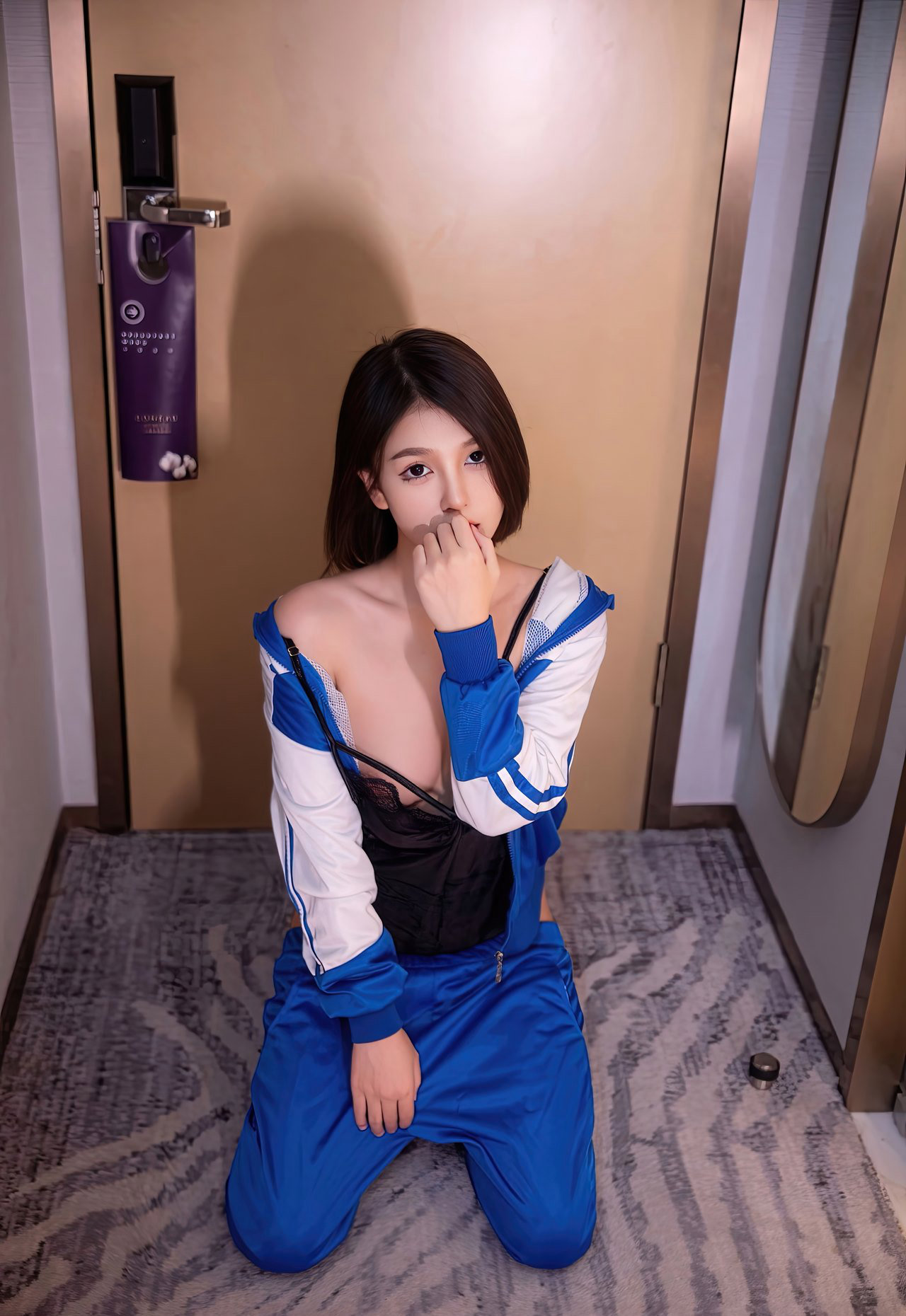 清纯学生装美女国产精品丝袜性感蕾丝丝袜美女大尺度大胆