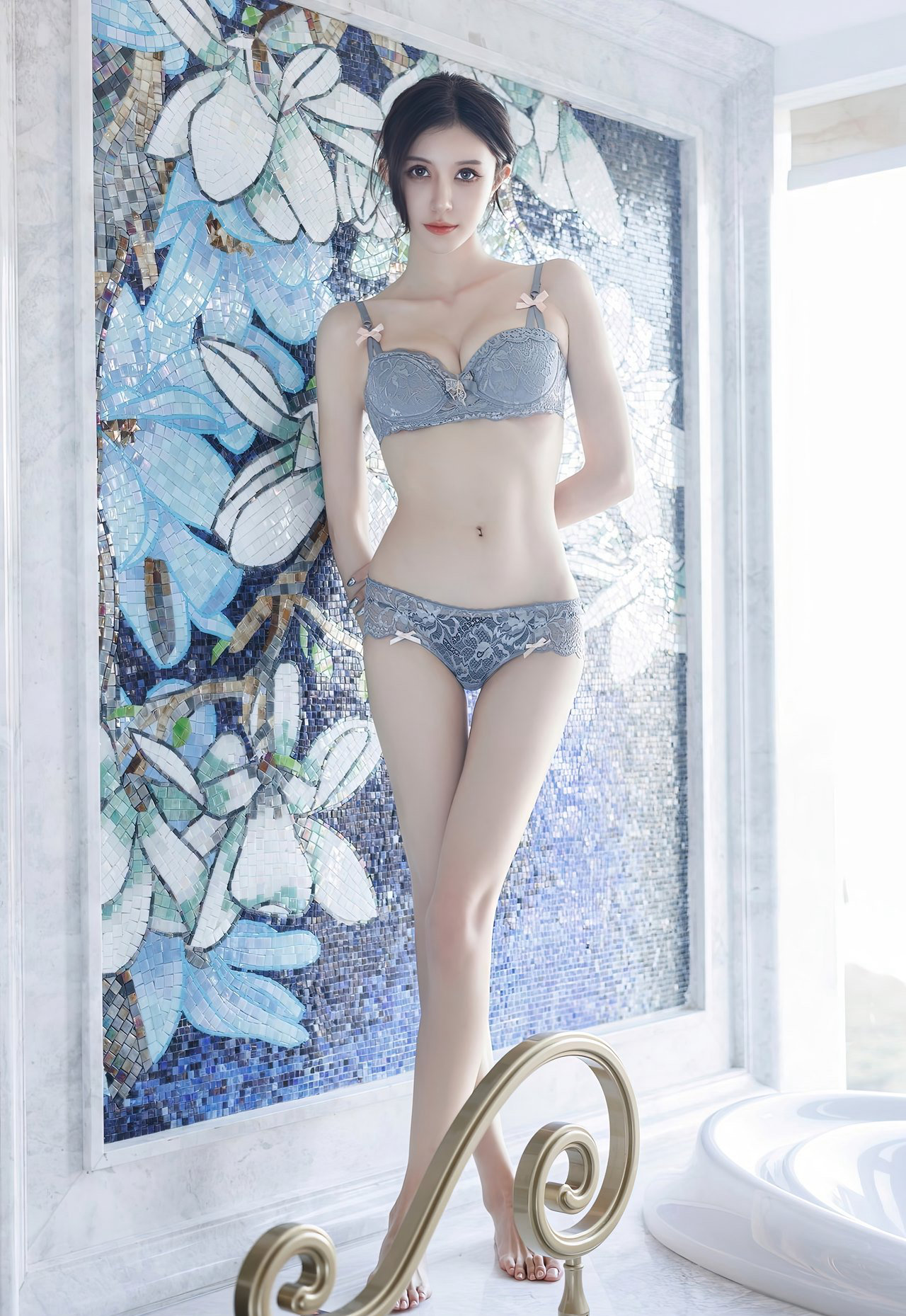 老师穿着制服黑色丝袜办公室风骚美腿高跟黑丝套图