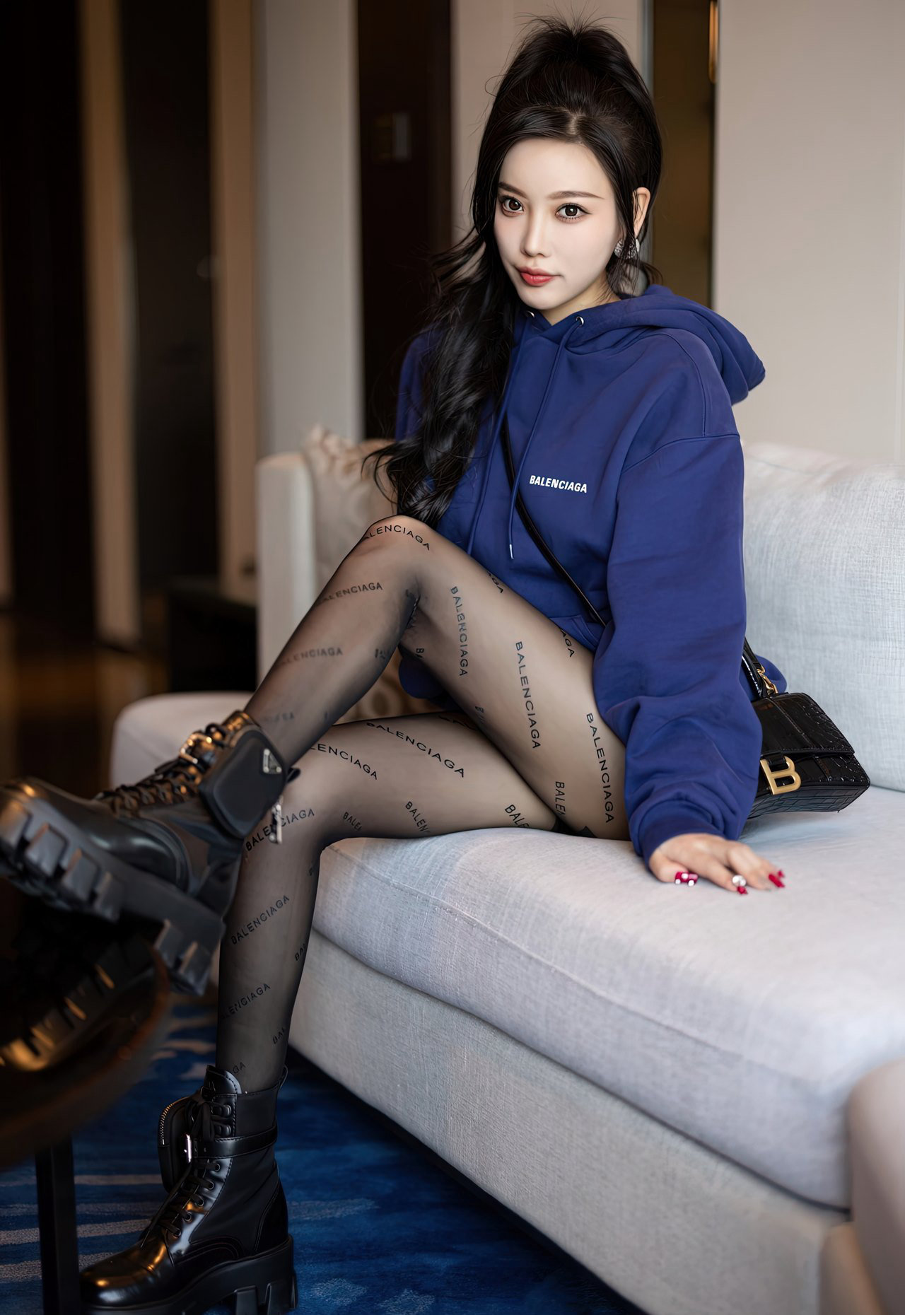 杨晨晨黑丝国产精品长腿丝袜第一页嫩模私拍销魂美女