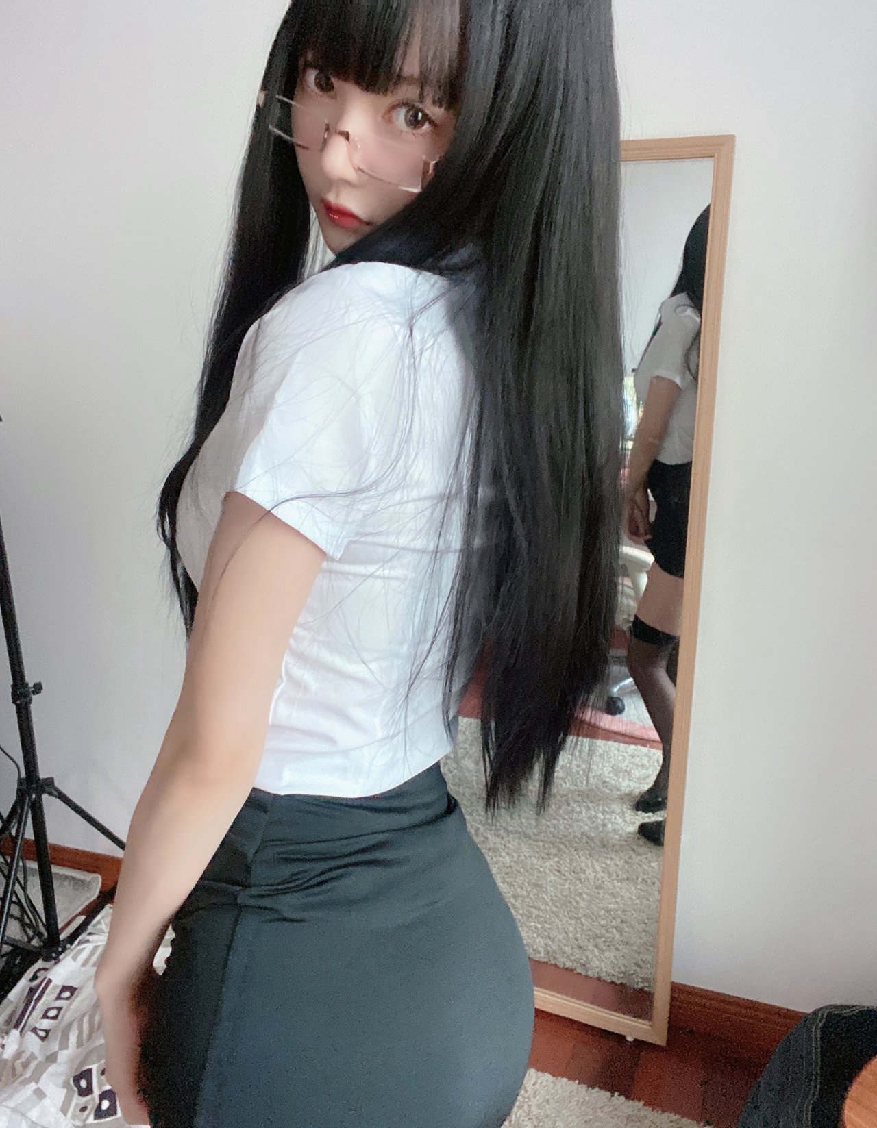 51酱美女老师cosplay大尺度超污动漫美女白丝美腿
