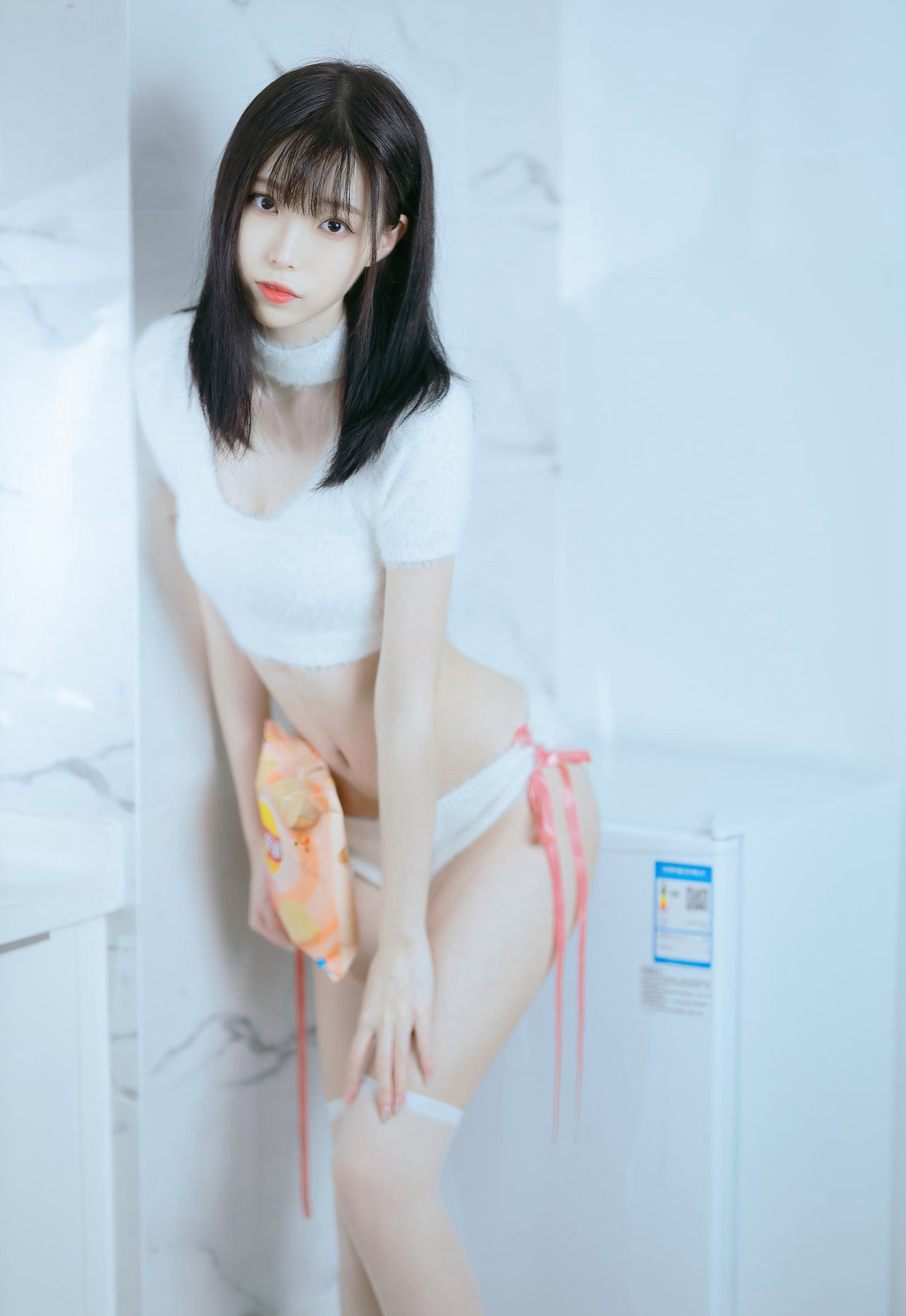 清纯白色丝袜动漫美女许岚露内内图大尺度超污