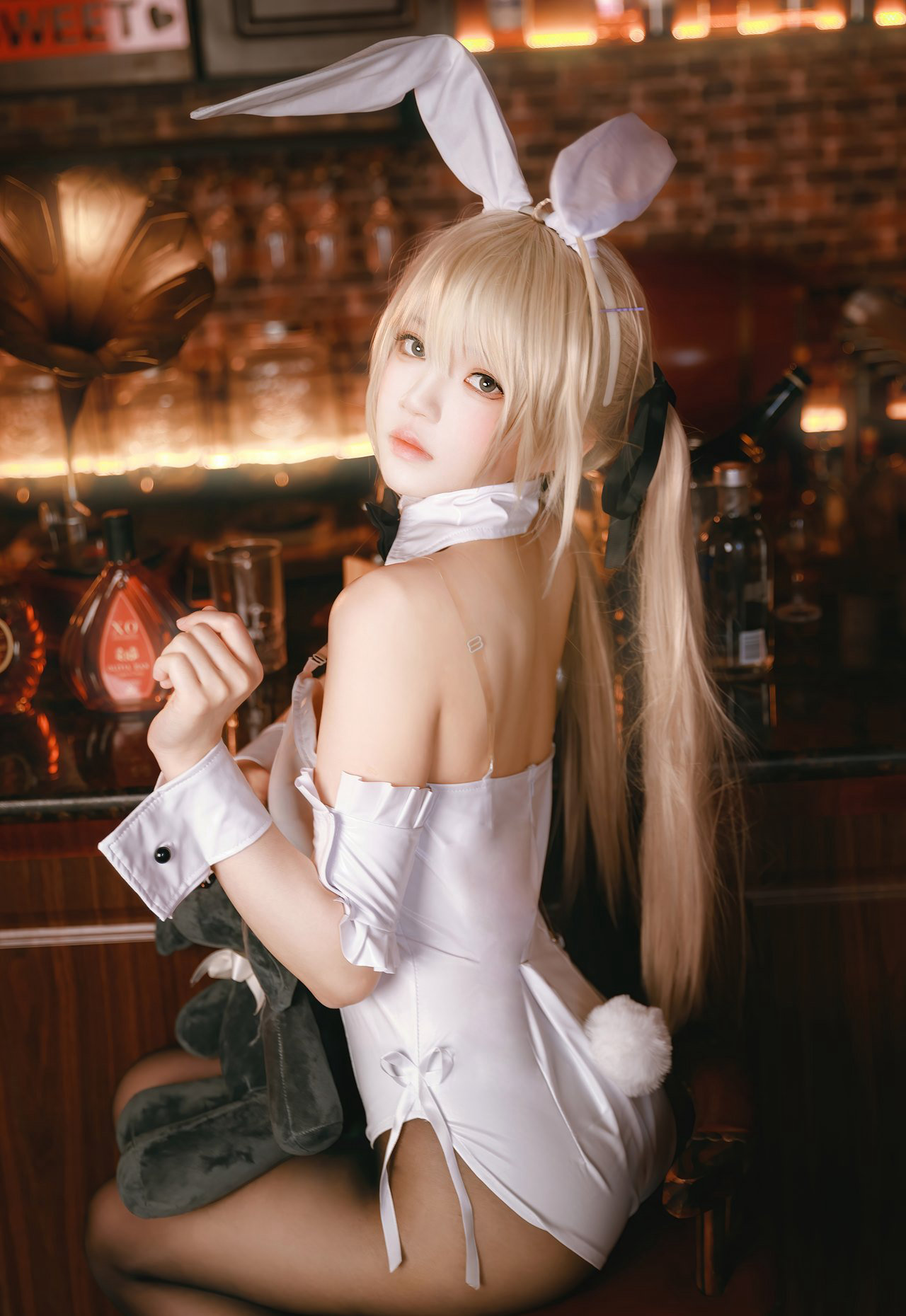 cosplay写真裸桜桃喵露私极品美女短裙制服丝袜美腿照