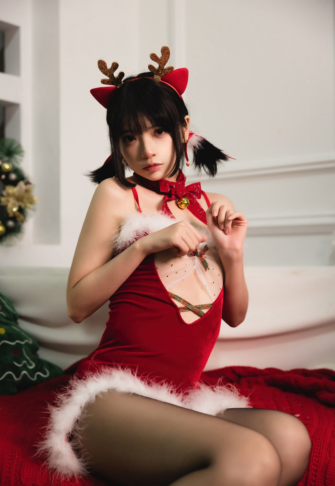 桜桃喵黑丝美腿丰满身材超污套图cosplay风骚写真