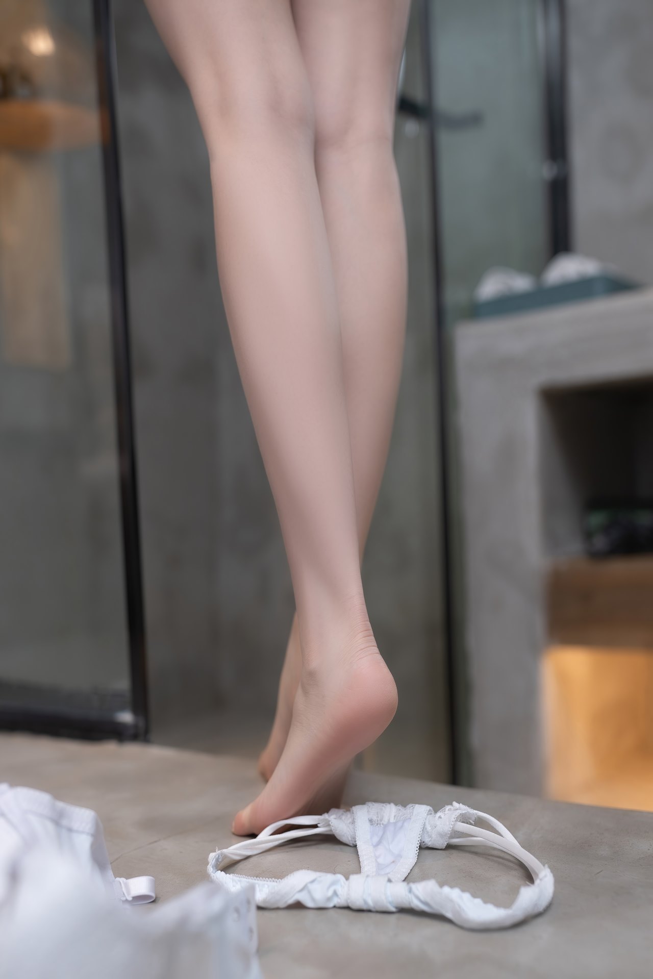 床上风骚美少妇情趣内衣美女丁字裤极品丝袜写真大尺度无内