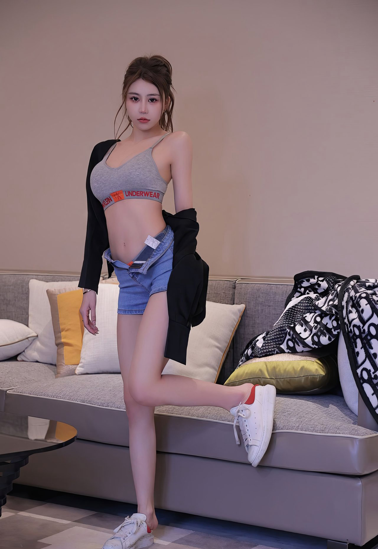 性感xiuren秀人网福利紧身热裤健身美女美女性感内衣照片