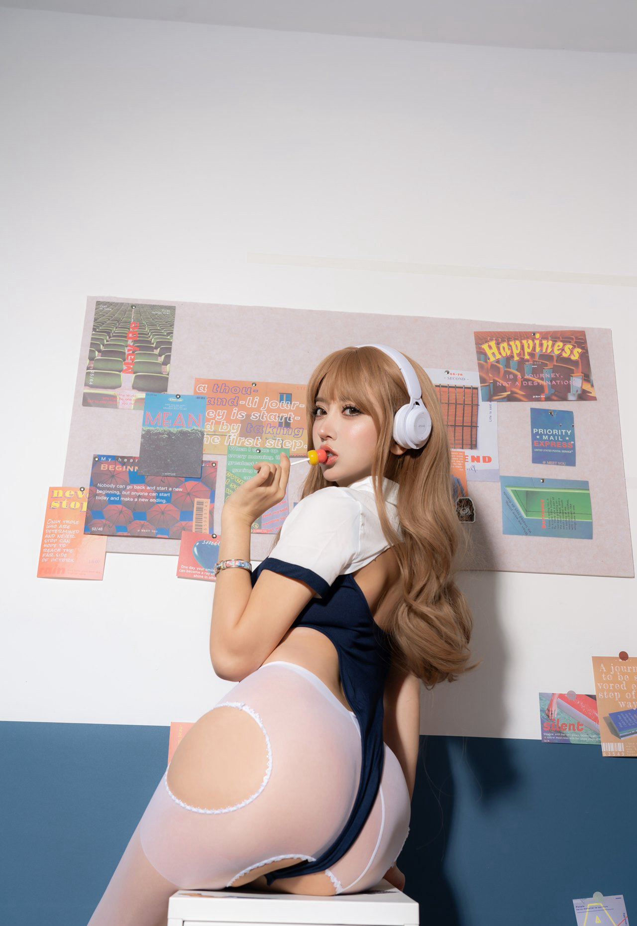 过期米线线喵二次元白丝玉足美女的隐私颗体图片性感情趣美女