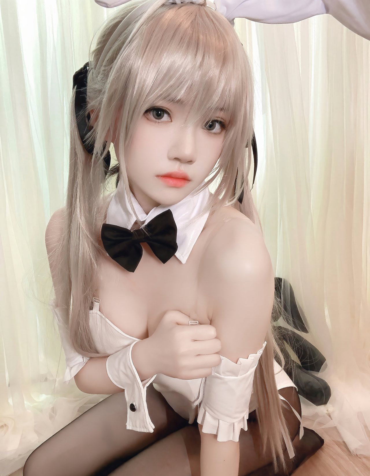 cosplay写真桜桃喵极品美女短裙制服丝袜美腿照