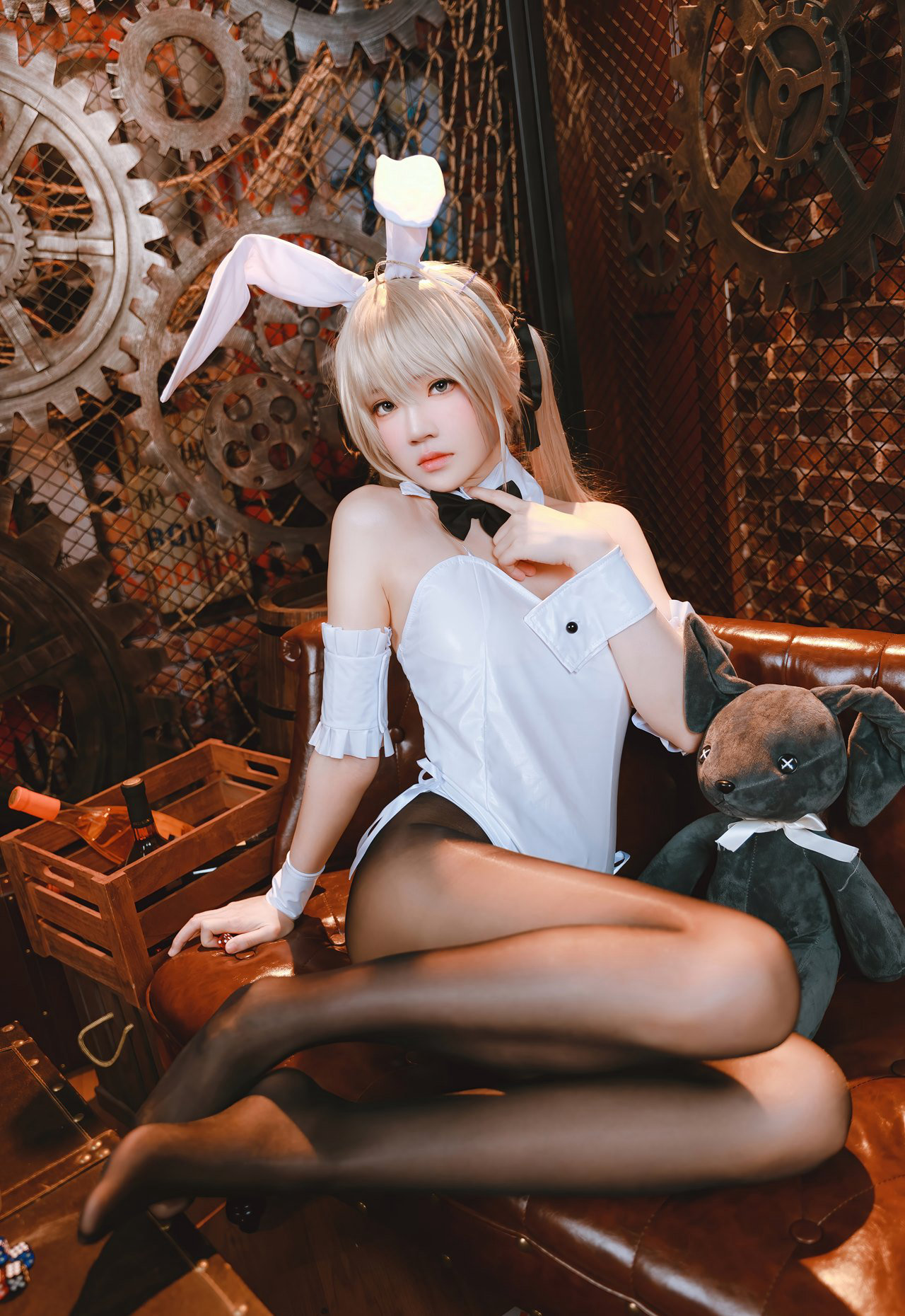 cosplay写真桜桃喵极品美女短裙制服丝袜美腿照