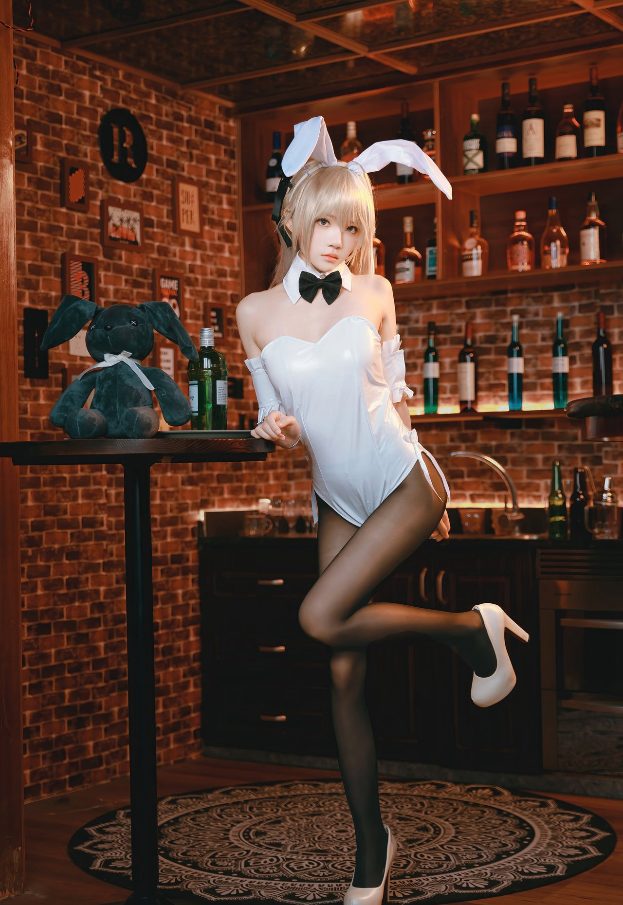 cosplay写真桜桃喵极品美女短裙制服丝袜美腿照