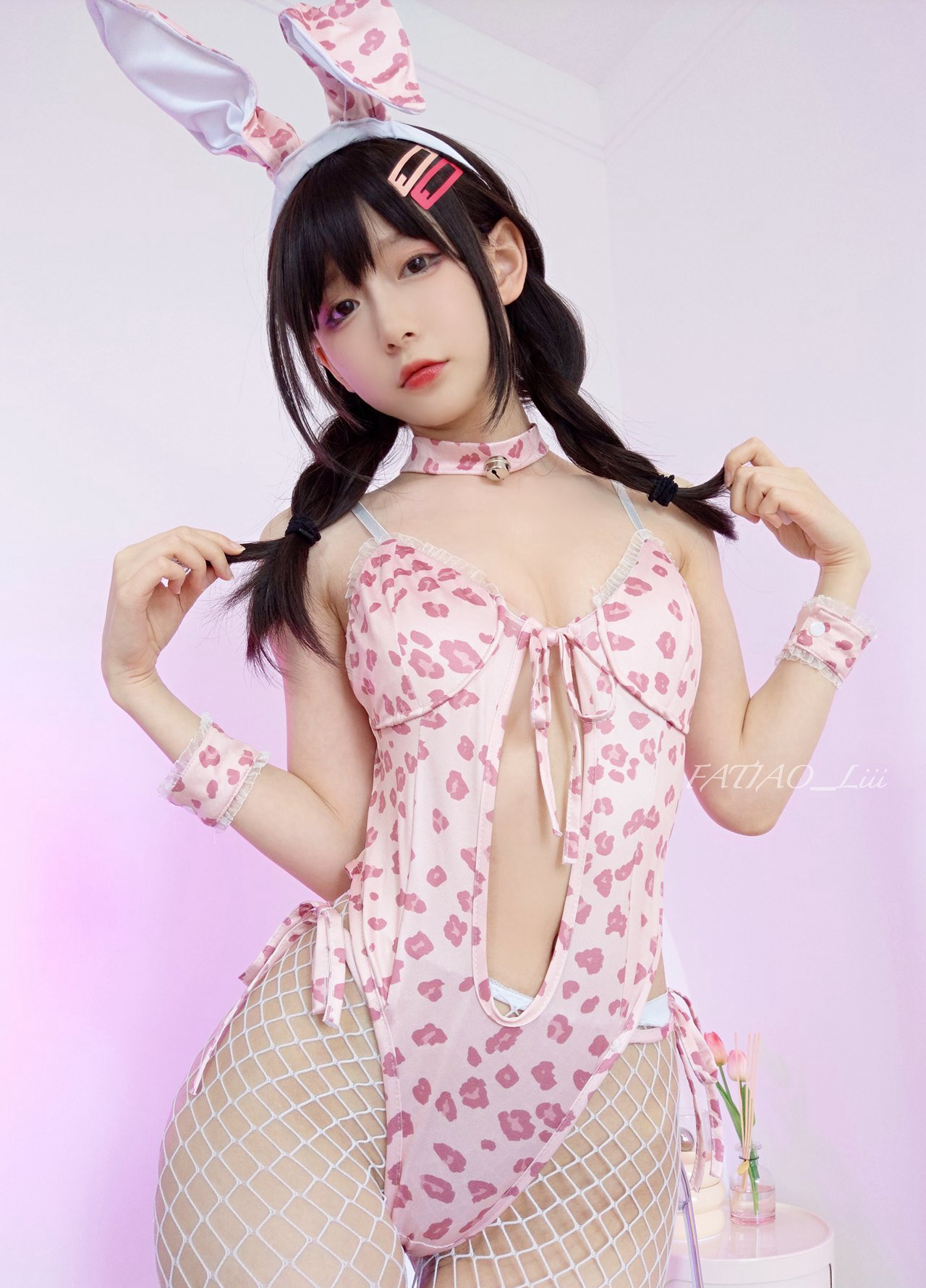 迷之呆梨大尺度COSPLAY性感美女尤物性感翘臀诱惑