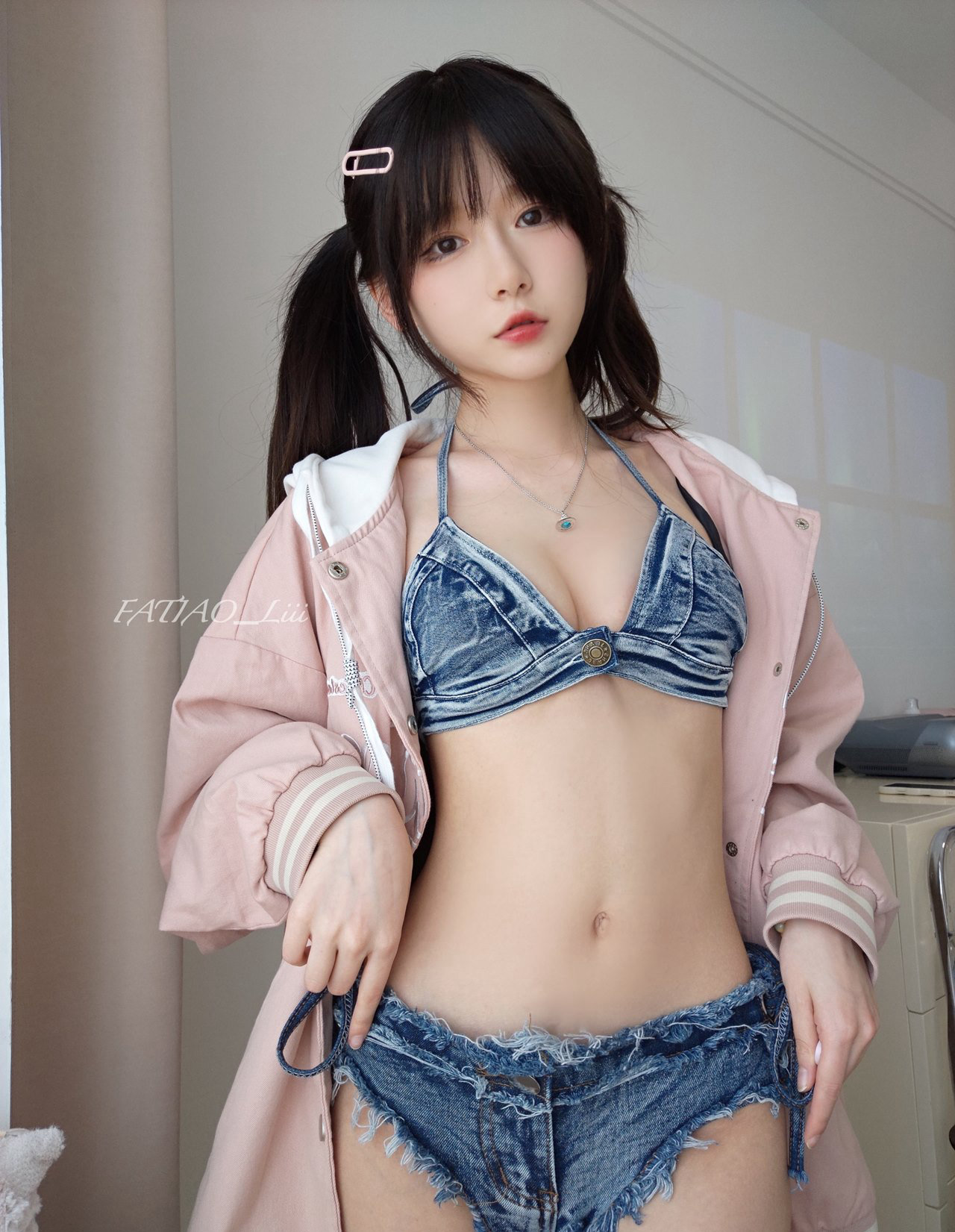 迷之呆梨大尺度COSPLAY性感美女尤物性感翘臀诱惑