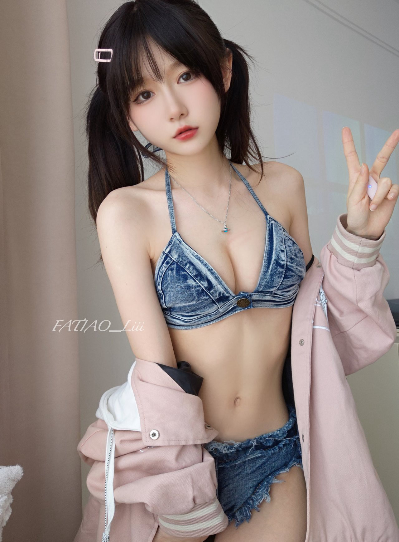 迷之呆梨大尺度COSPLAY性感美女尤物性感翘臀诱惑