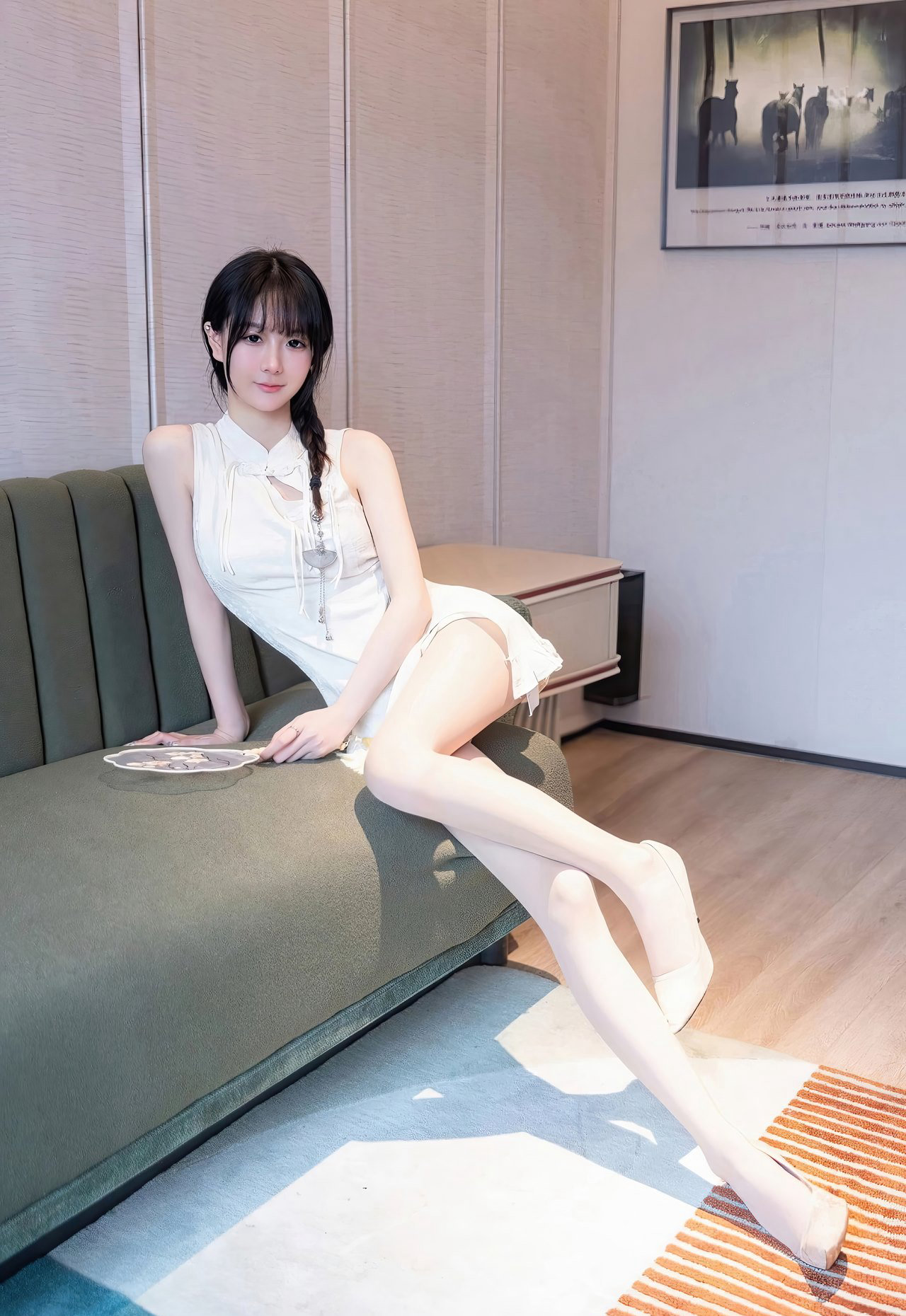 性感肉丝无内极品美腿mm131极品尤物美女图片