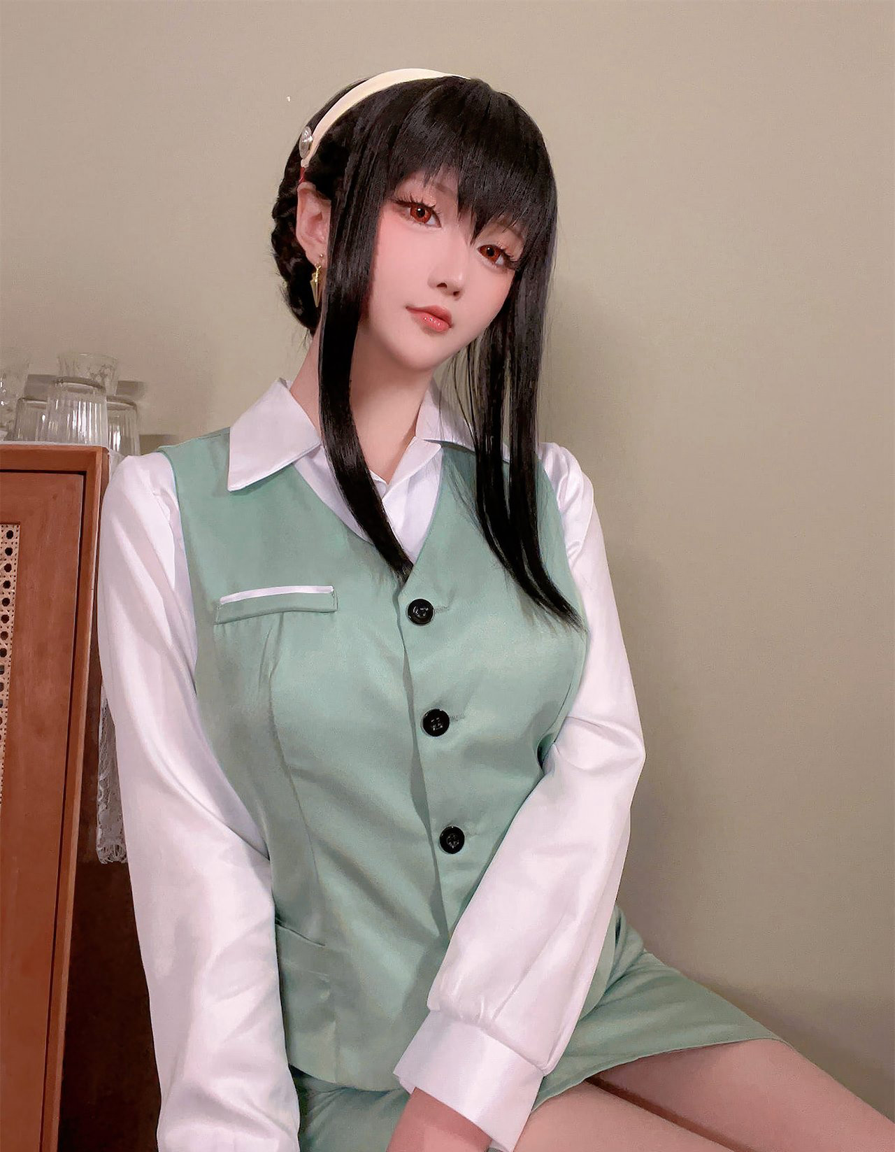 星之迟迟性感制服cosplay性感美臀丁字裤动漫美女写真