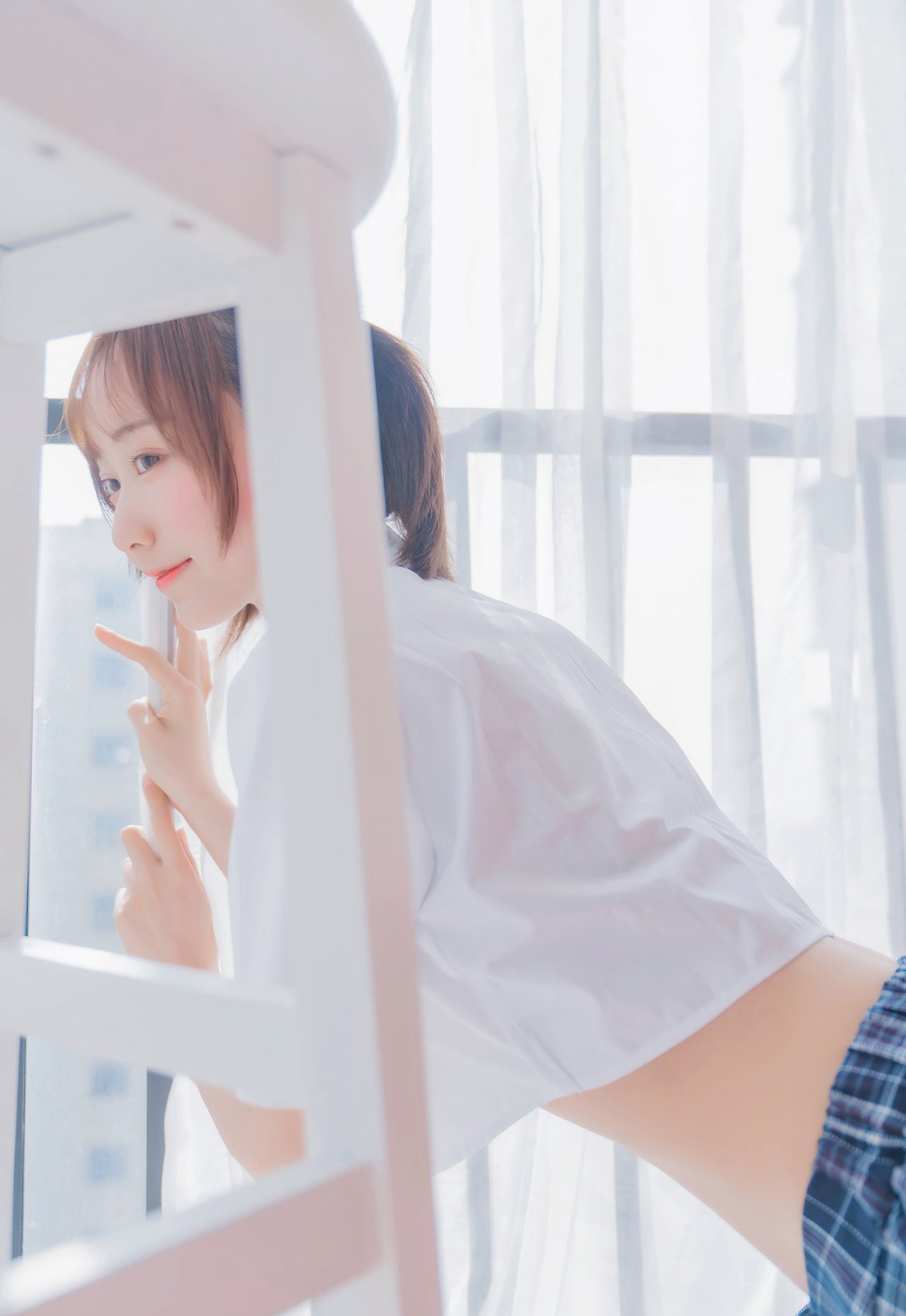 白丝小蛮腰cos水手服性感超短裙销魂美女