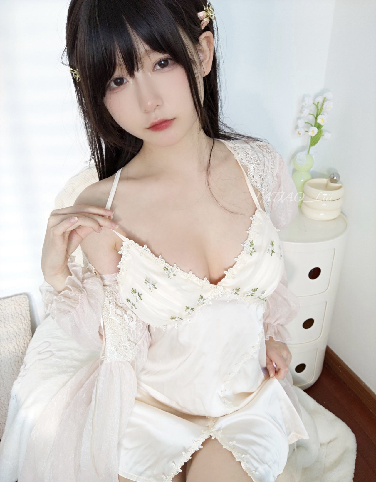 迷之呆梨性感网袜cosplay大尺度动漫美女写真