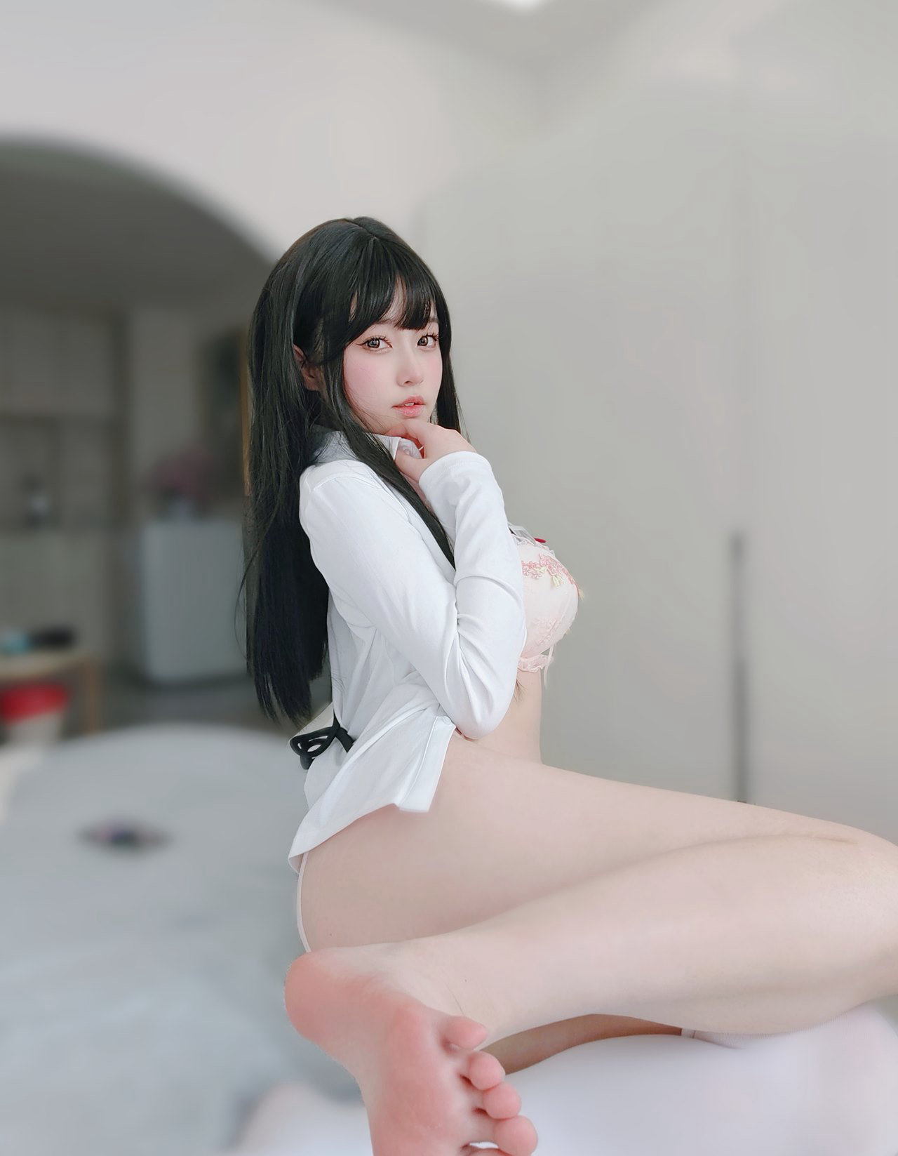 丰满白嫩cosplay美女JK制服性感短裙白丝美腿丝袜